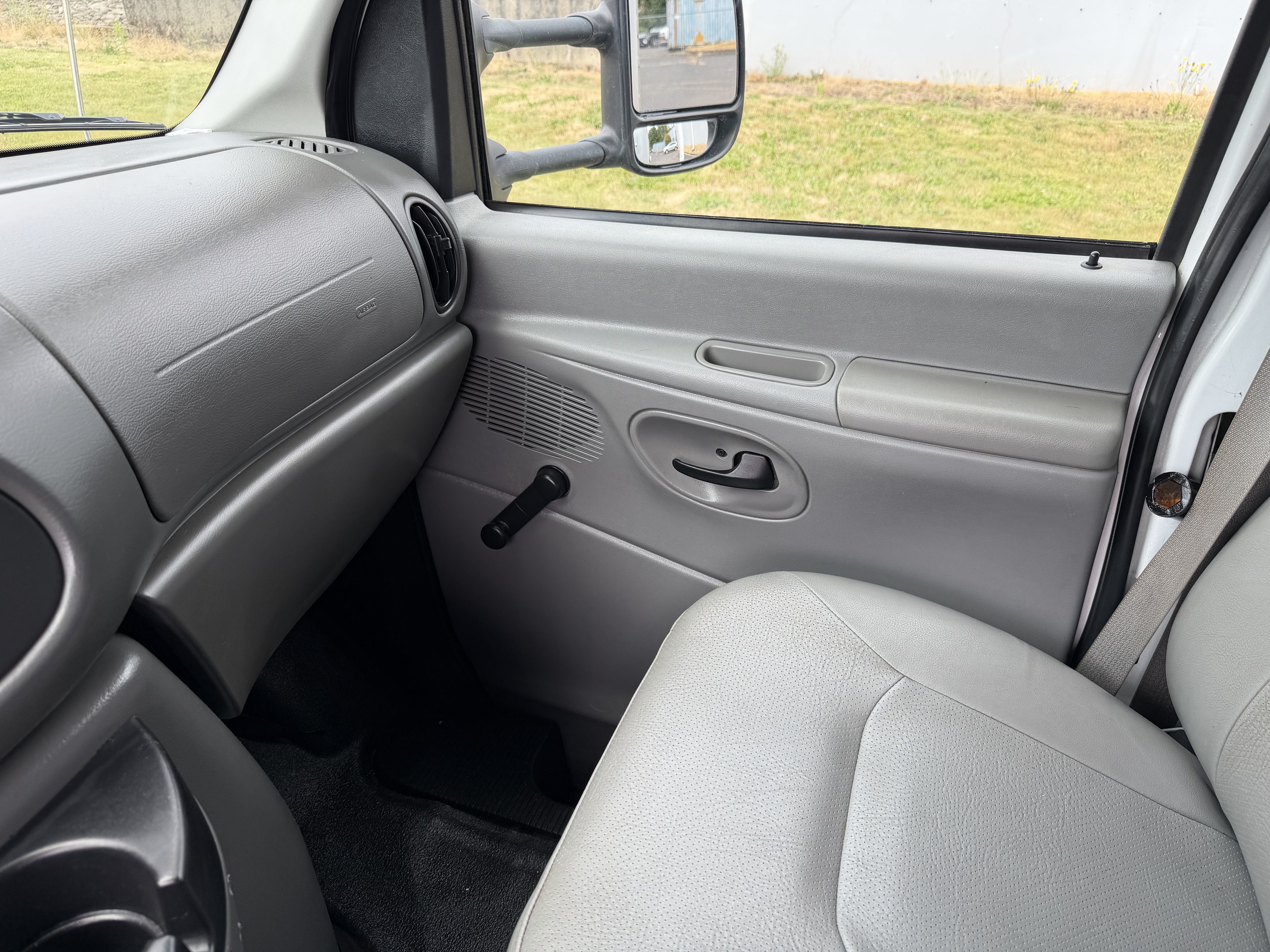 2006 Ford Econoline Commercial Cuta VAN E-450 SUPER D