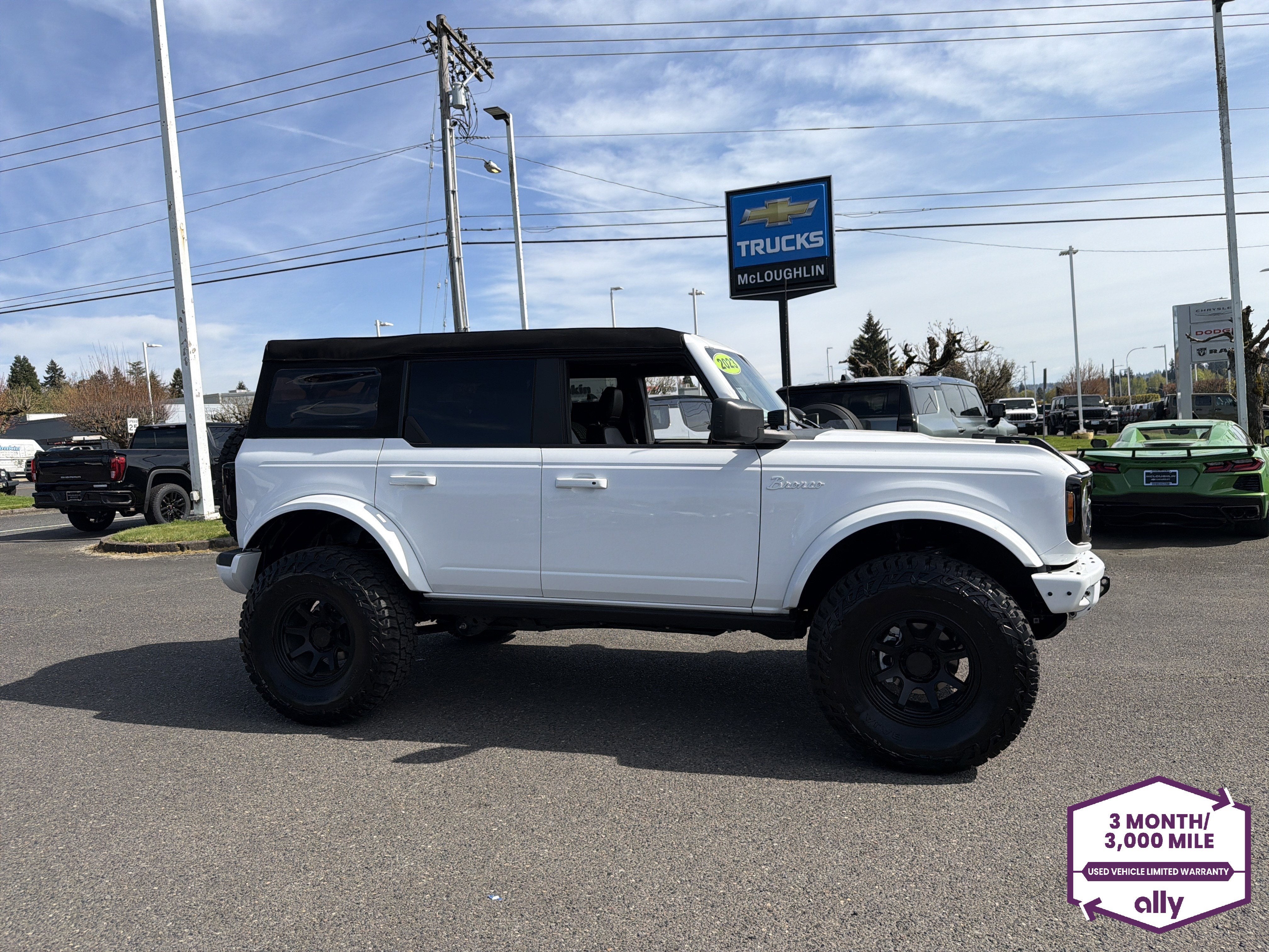 2023 Ford Bronco Base