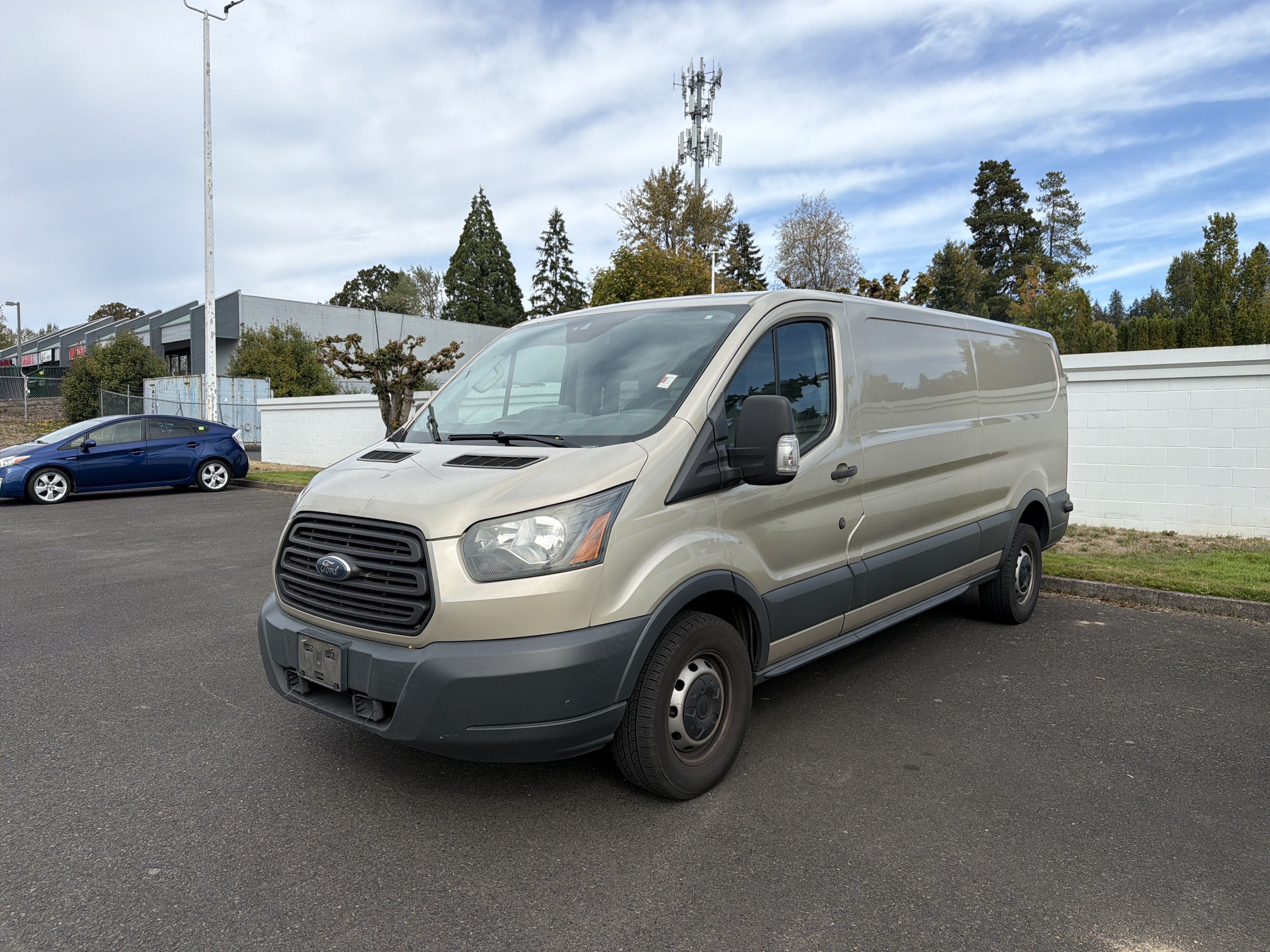 2015 Ford Transit-250 T-250 148 LW RF S