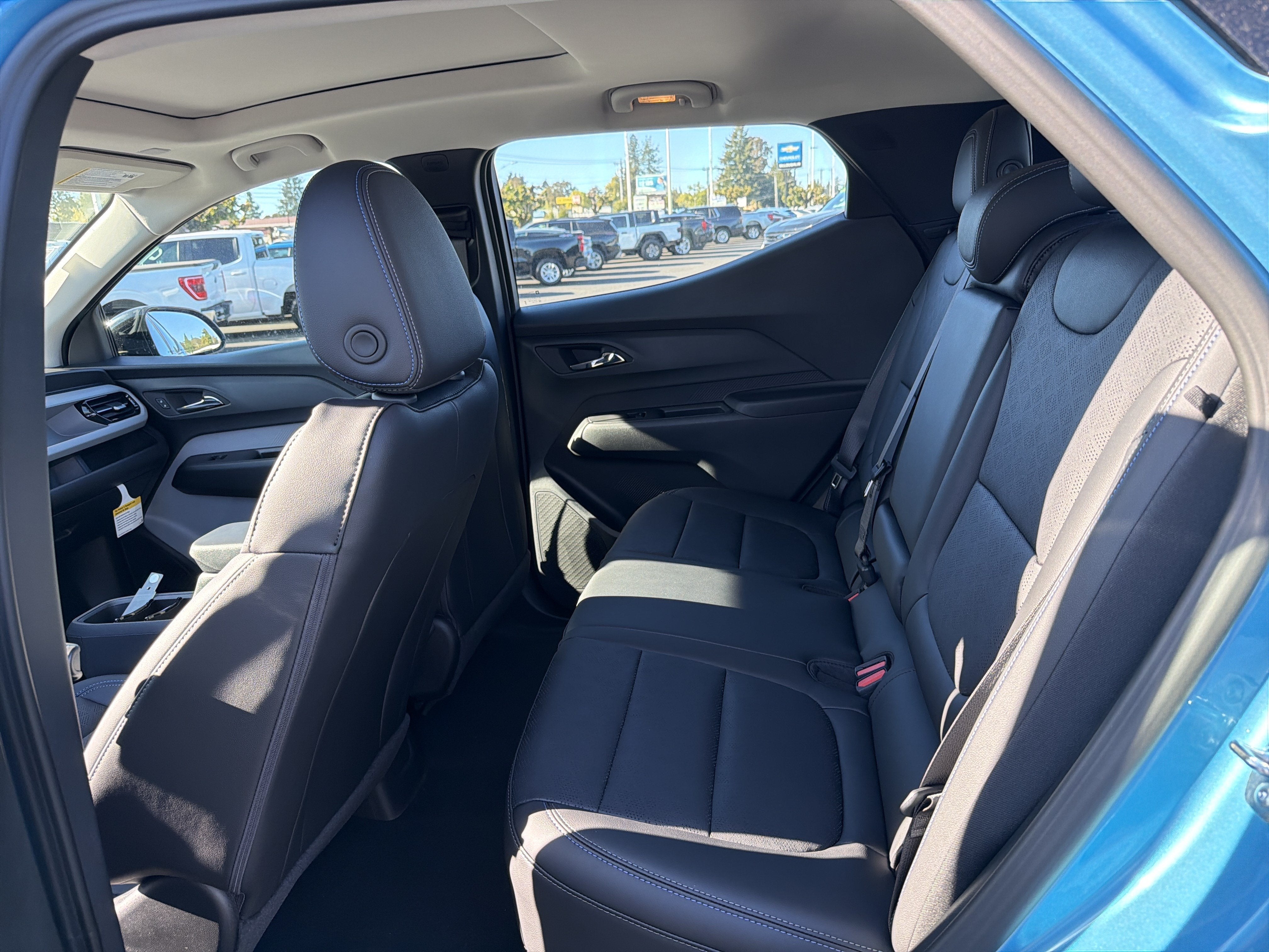 2027 Chevrolet Bolt LT - Photo 11