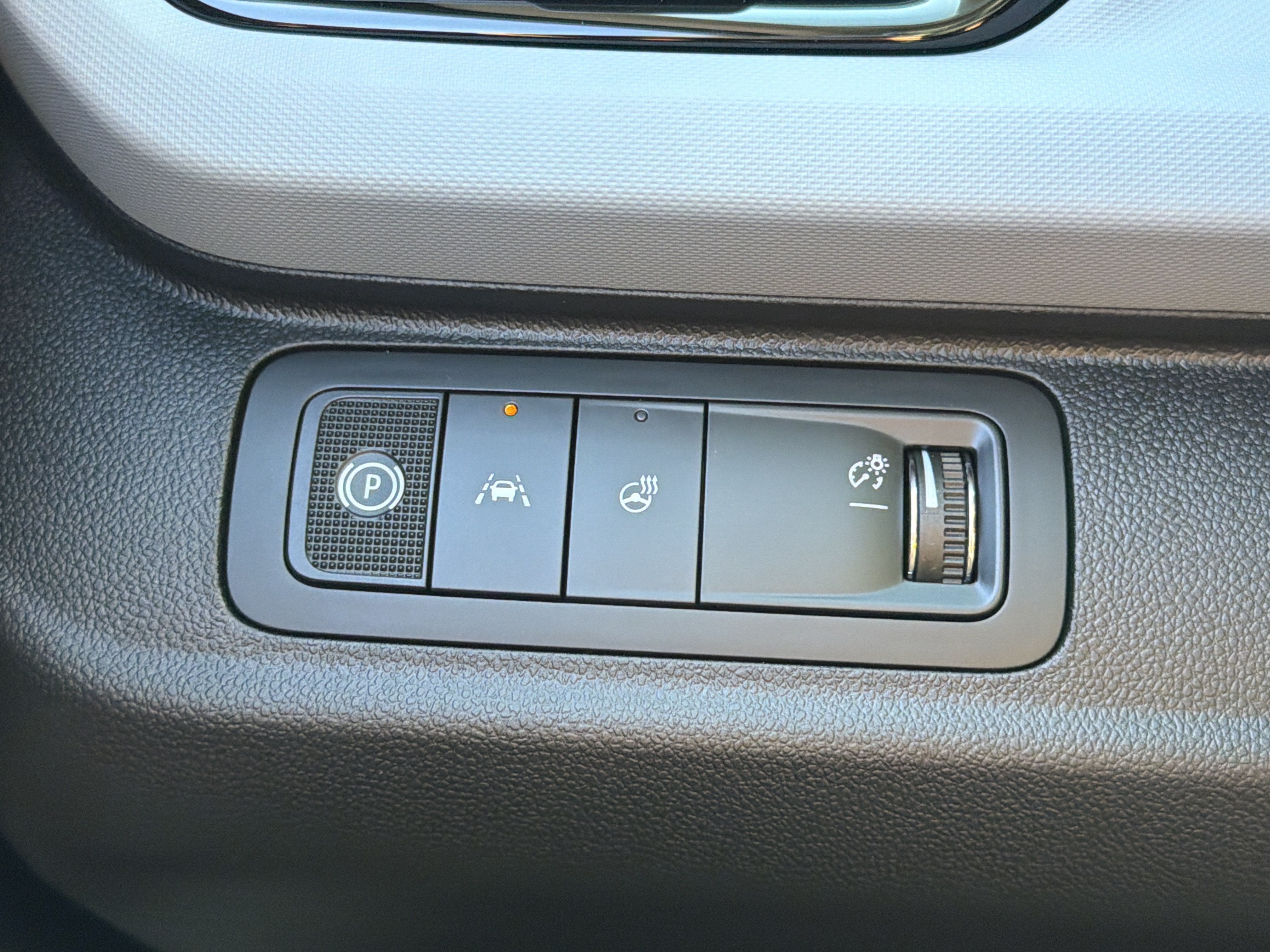 2027 Chevrolet Bolt LT - Photo 14