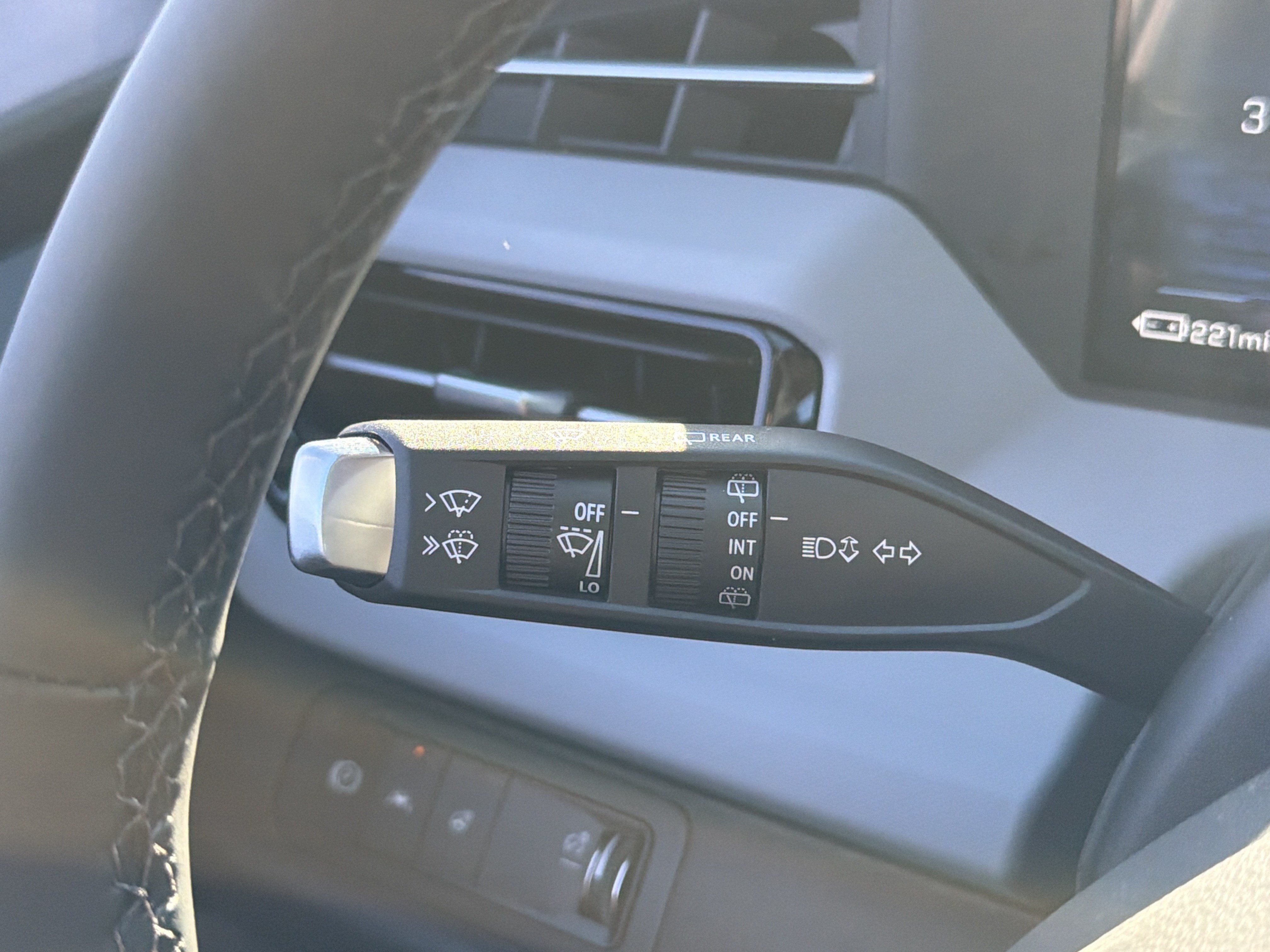 2027 Chevrolet Bolt LT - Photo 18