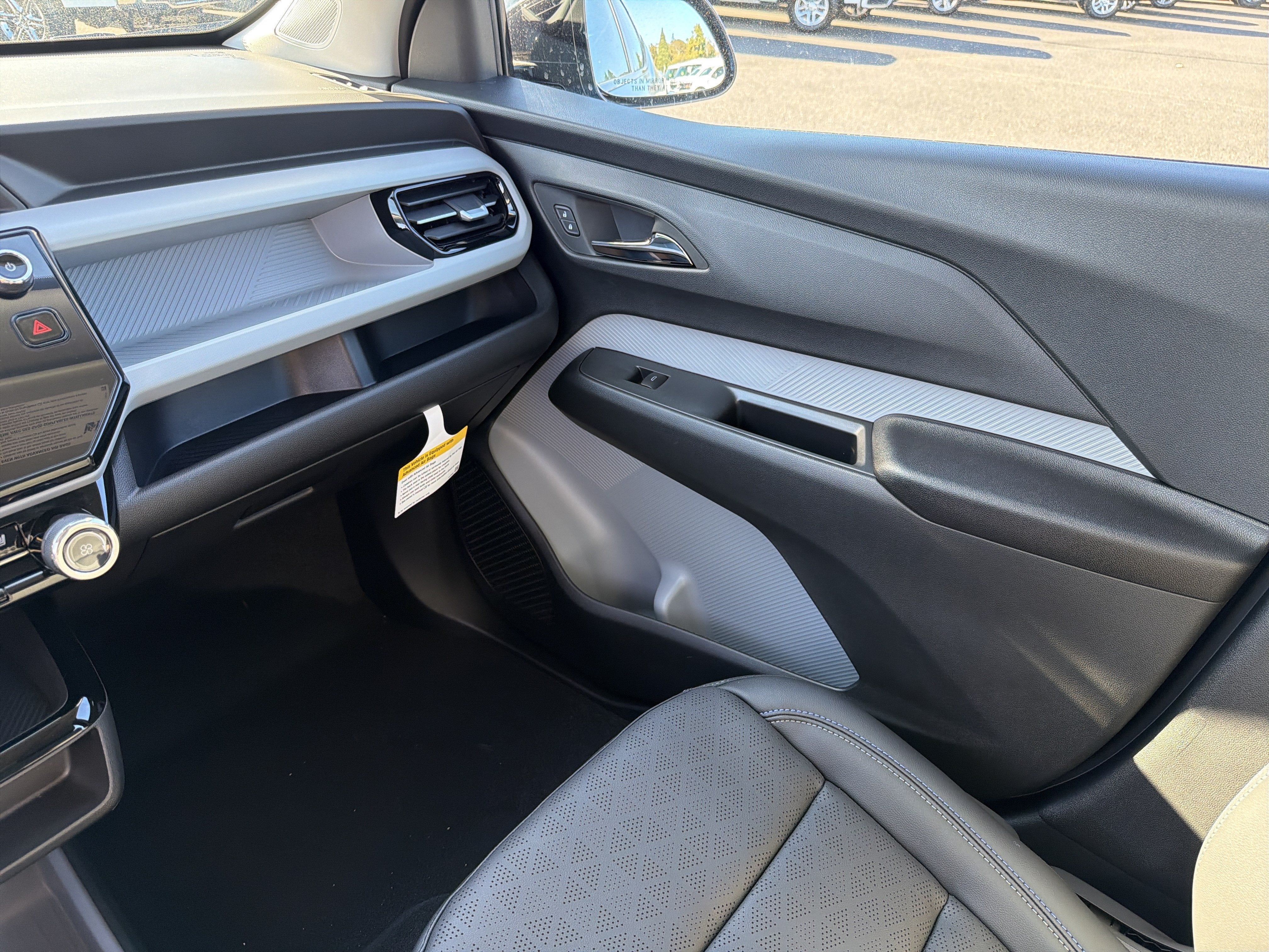 2027 Chevrolet Bolt LT - Photo 24