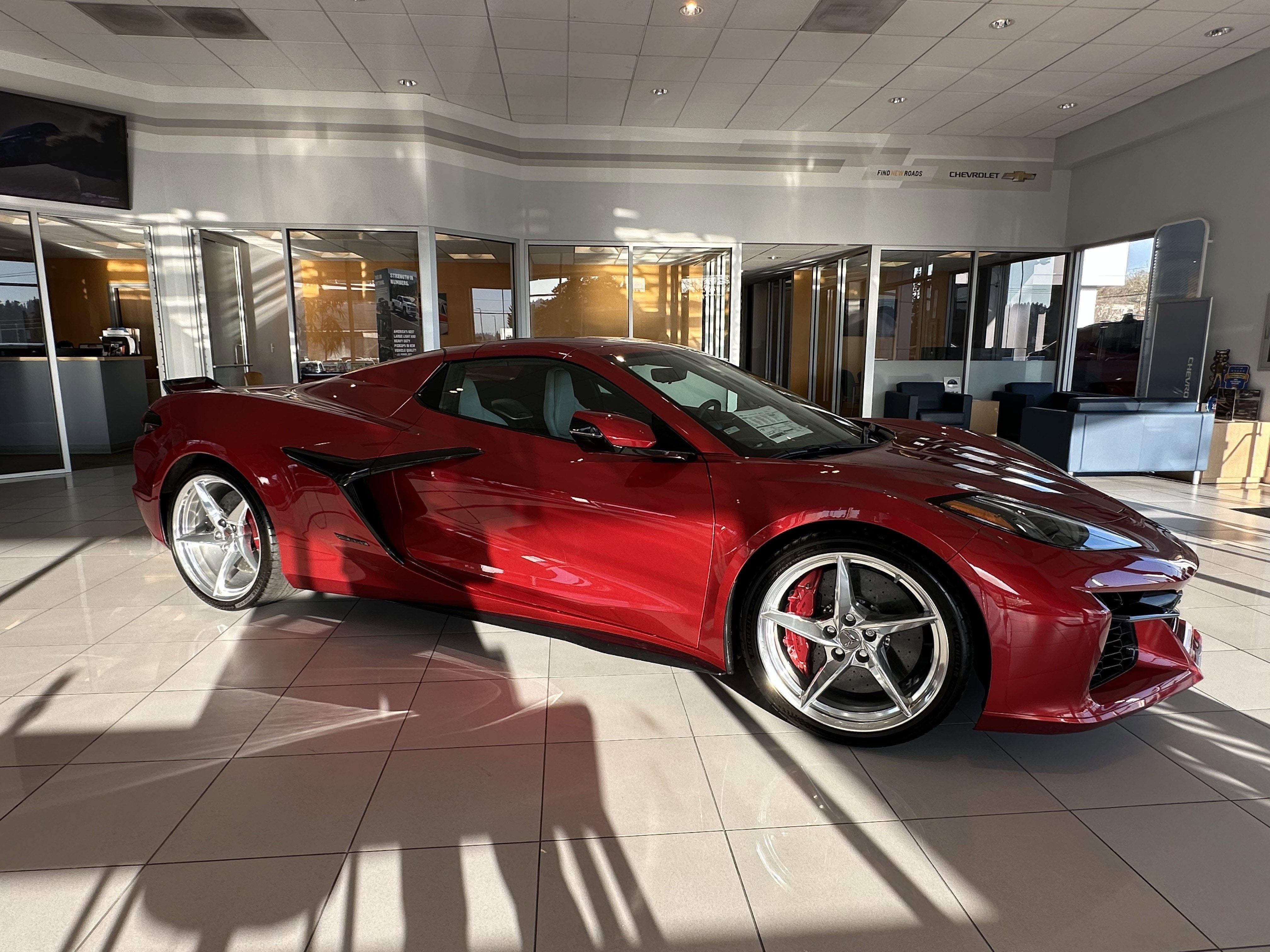 2024 Chevrolet Corvette E-Ray 2LZ