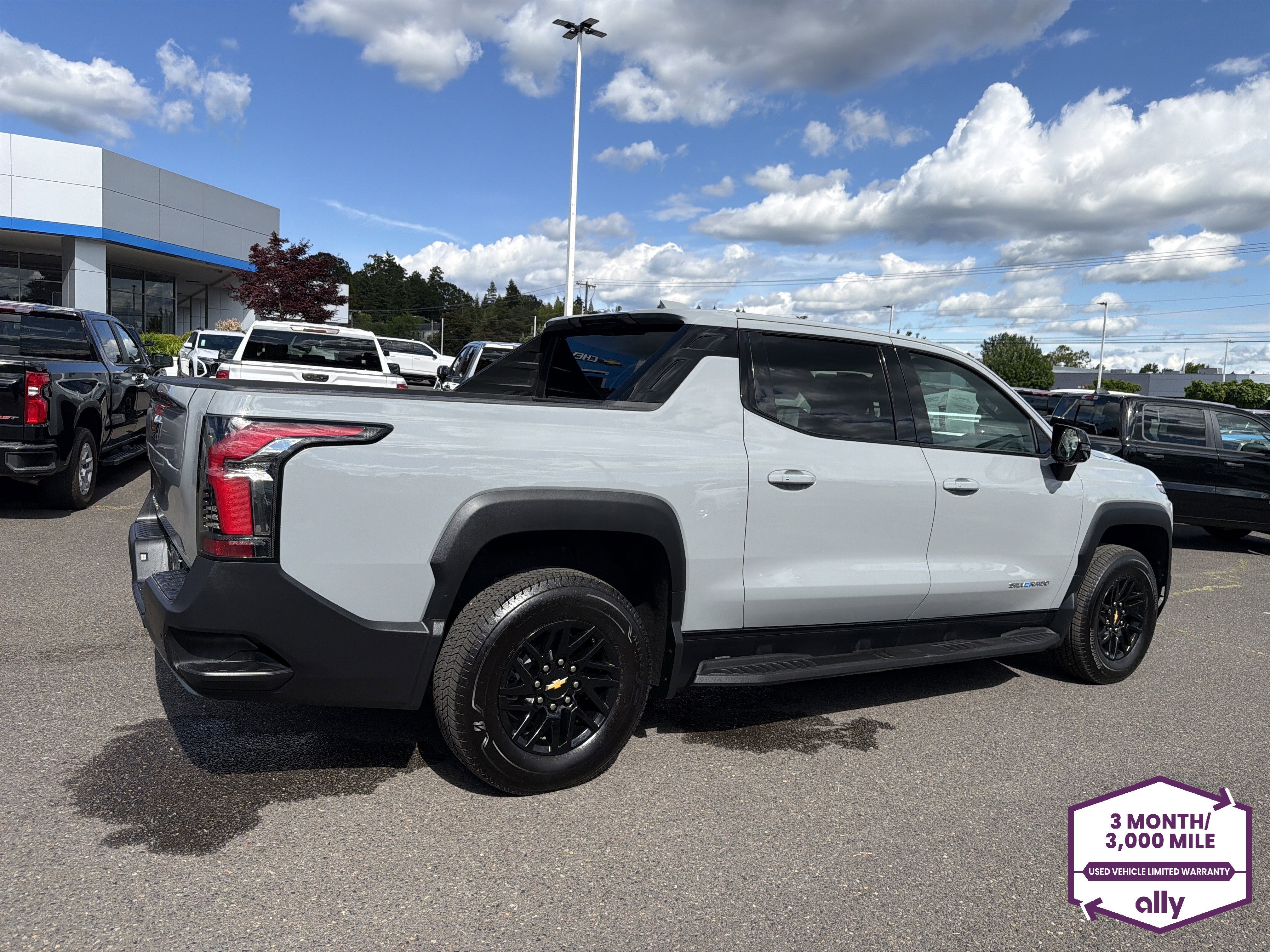 2025 Chevrolet Silverado EV LT - Extended Range