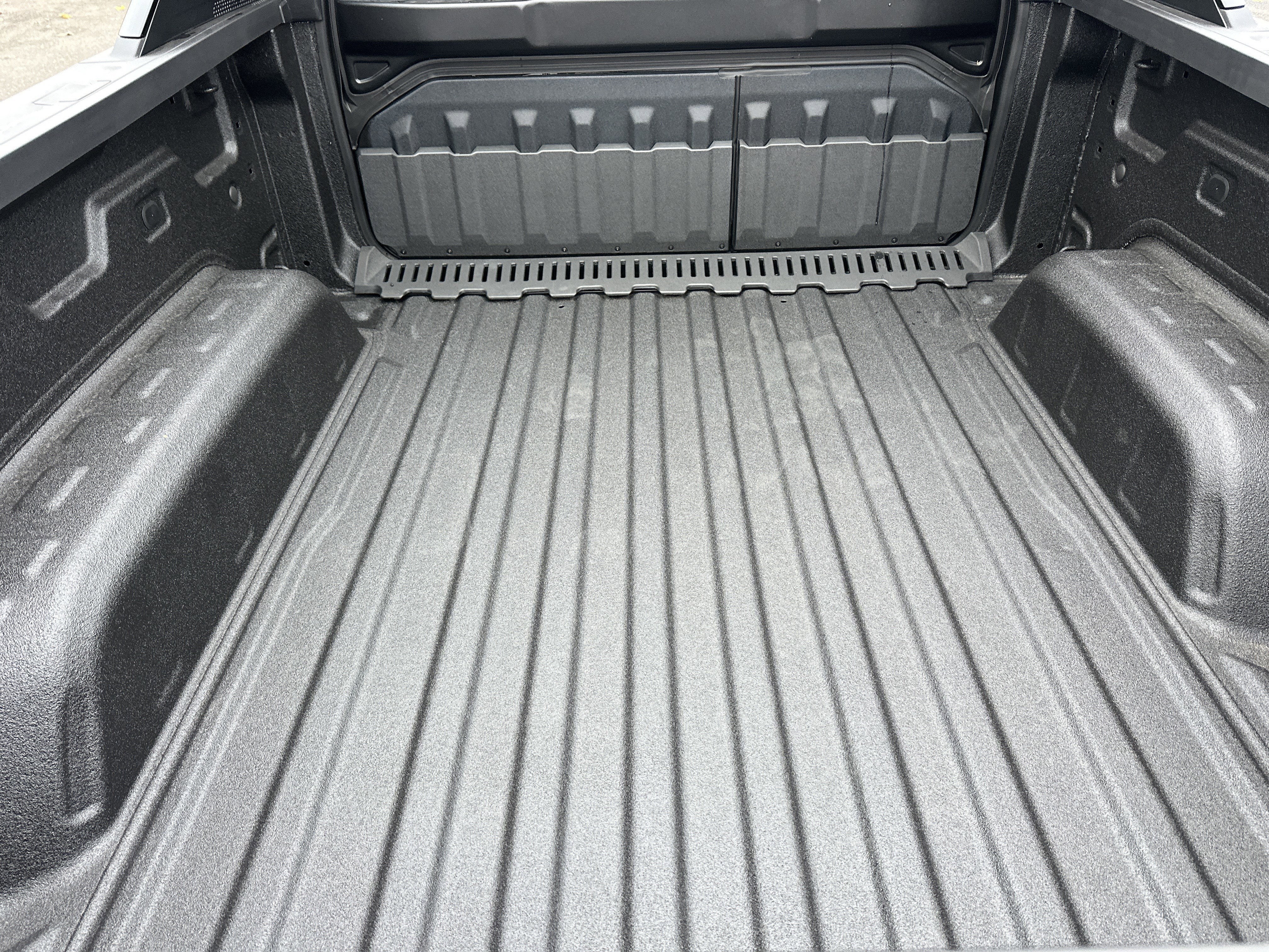 2026 Chevrolet Silverado EV Trail Boss - Extended Range