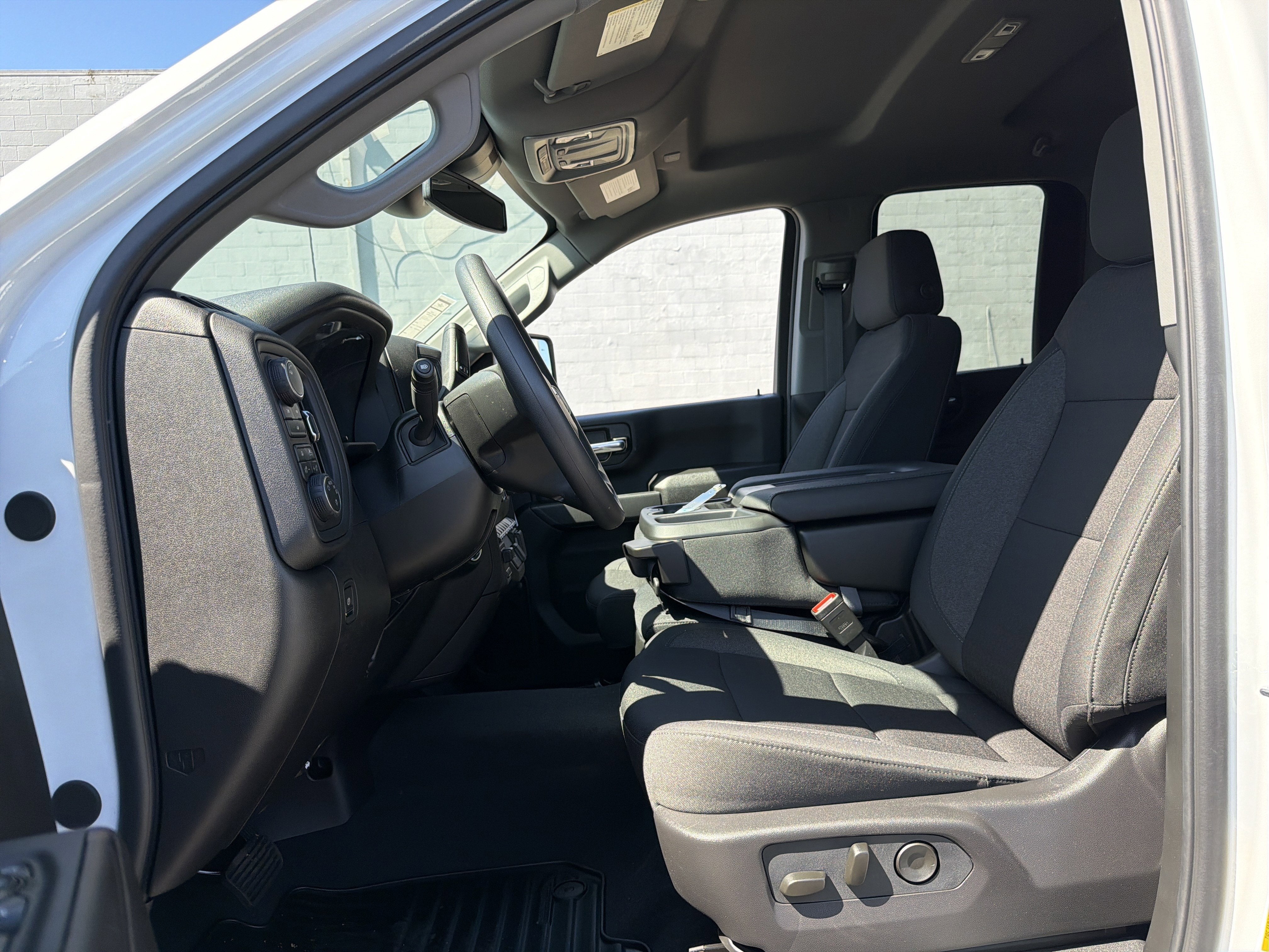 2026 Chevrolet Silverado 2500 HD Custom - Photo 10