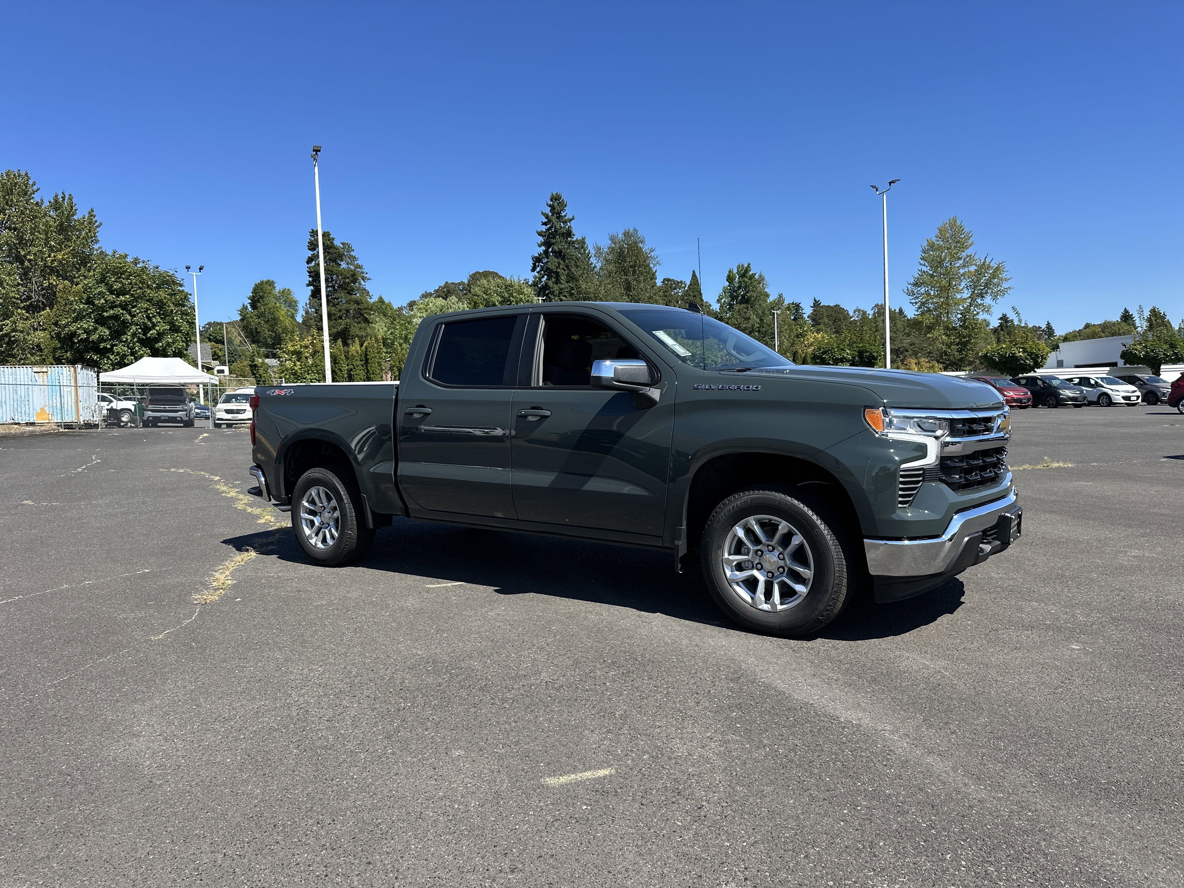 2026 Chevrolet Silverado 1500 LT (2FL)