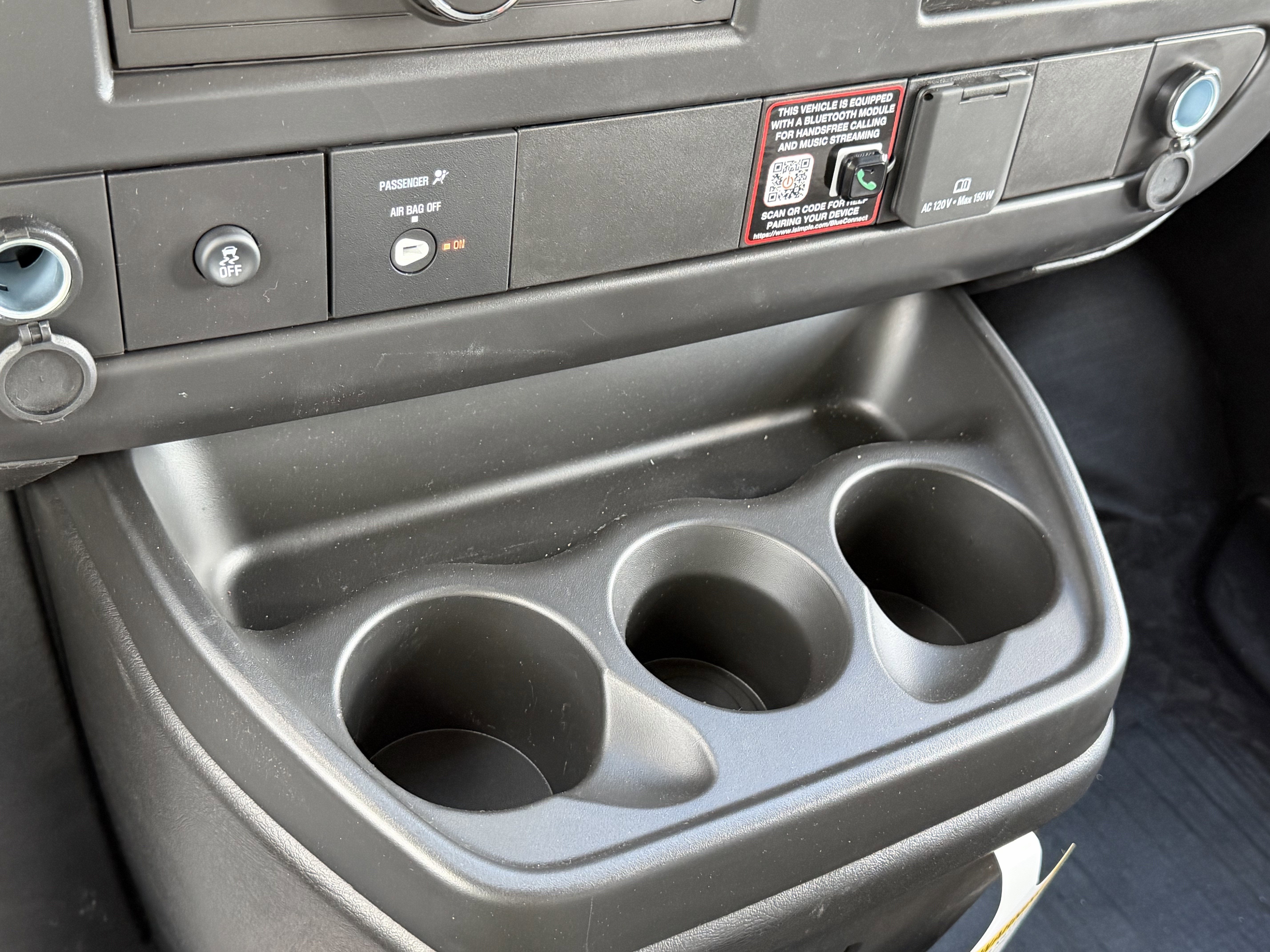 2026 Chevrolet Express Cargo WT