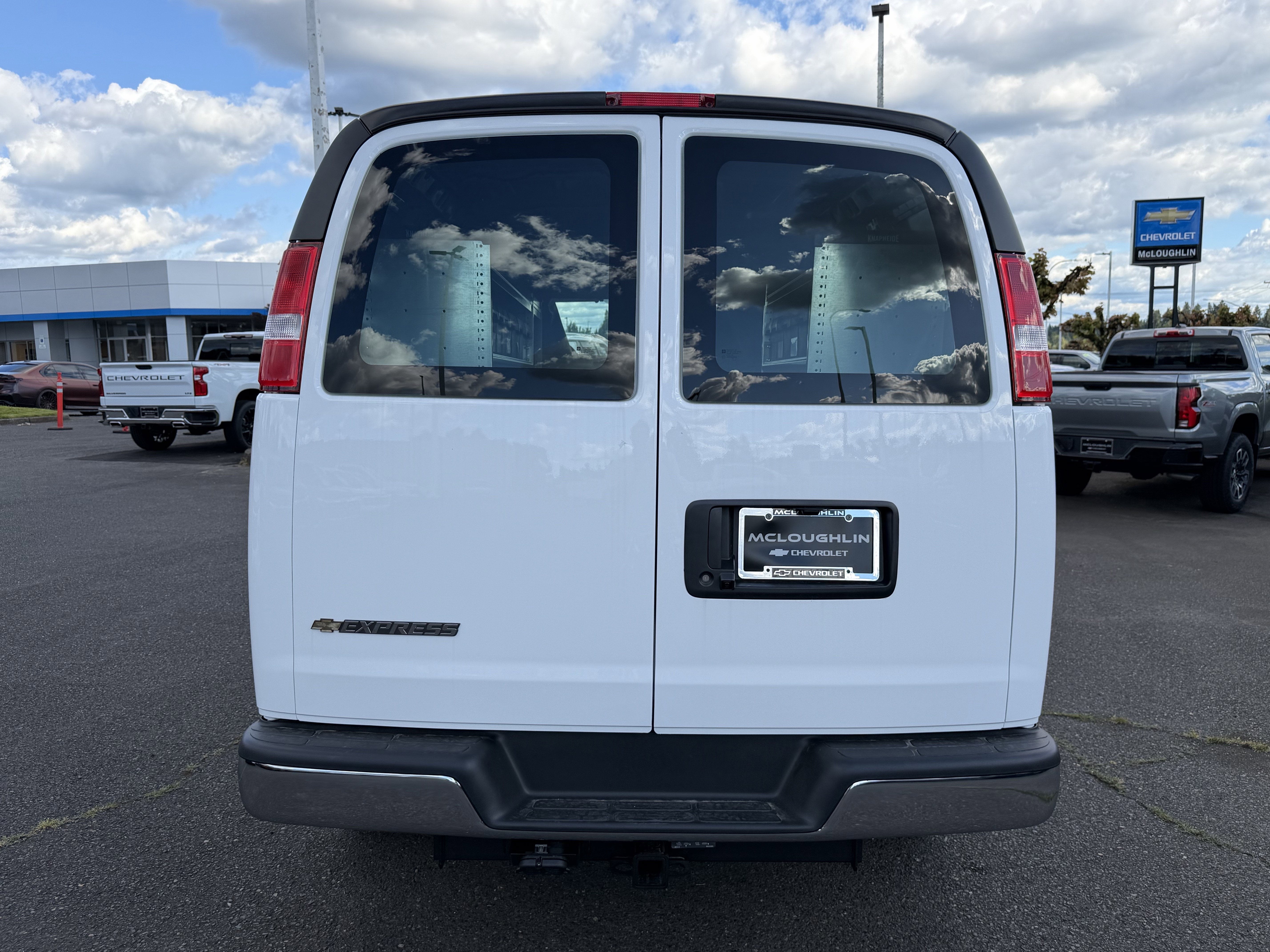 2026 Chevrolet Express Cargo WT