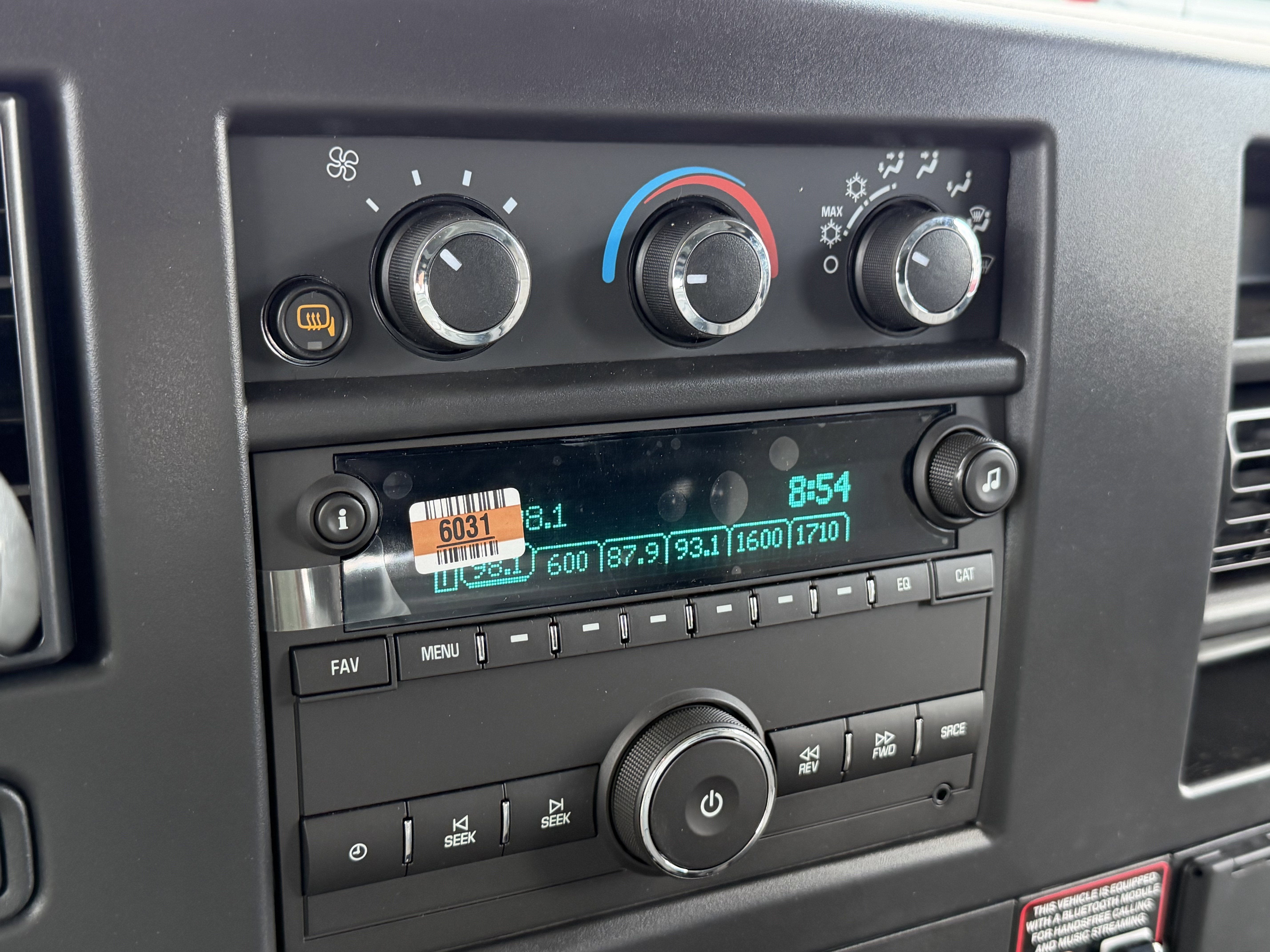2026 Chevrolet Express Cargo WT