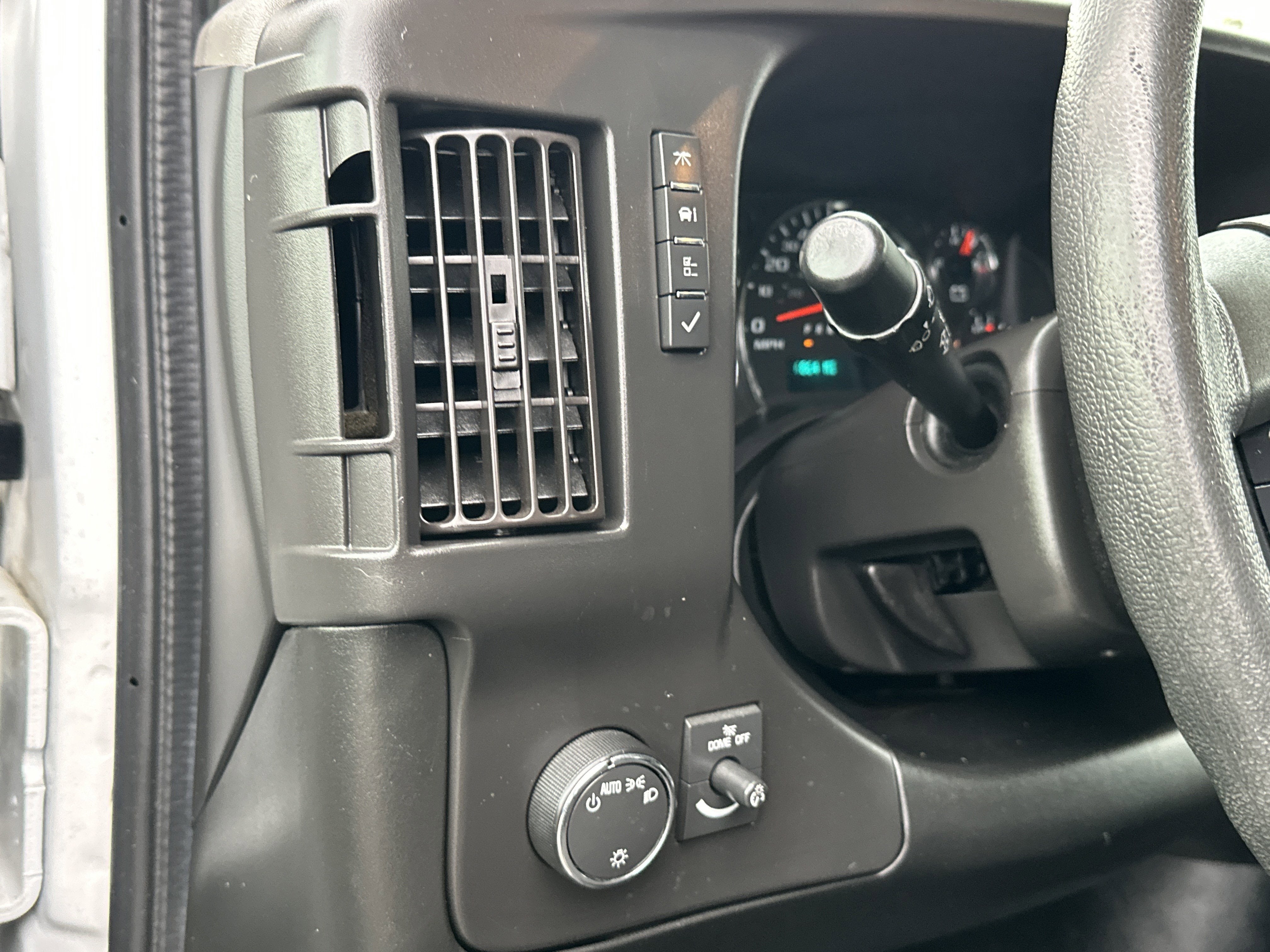 2019 Chevrolet Express Cargo 2500 VAN RWD 2500 135"