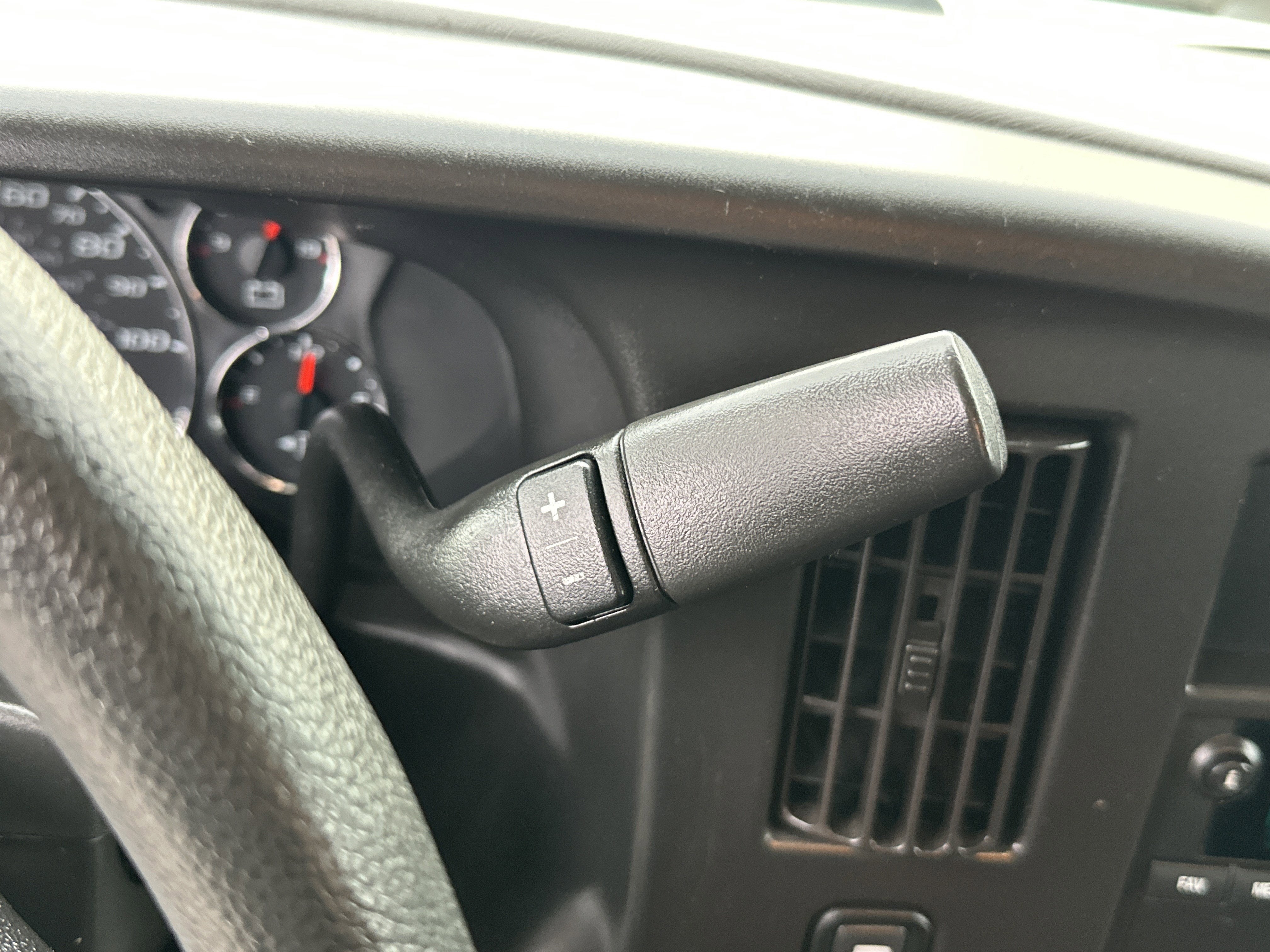 2019 Chevrolet Express Cargo 2500 VAN RWD 2500 135"