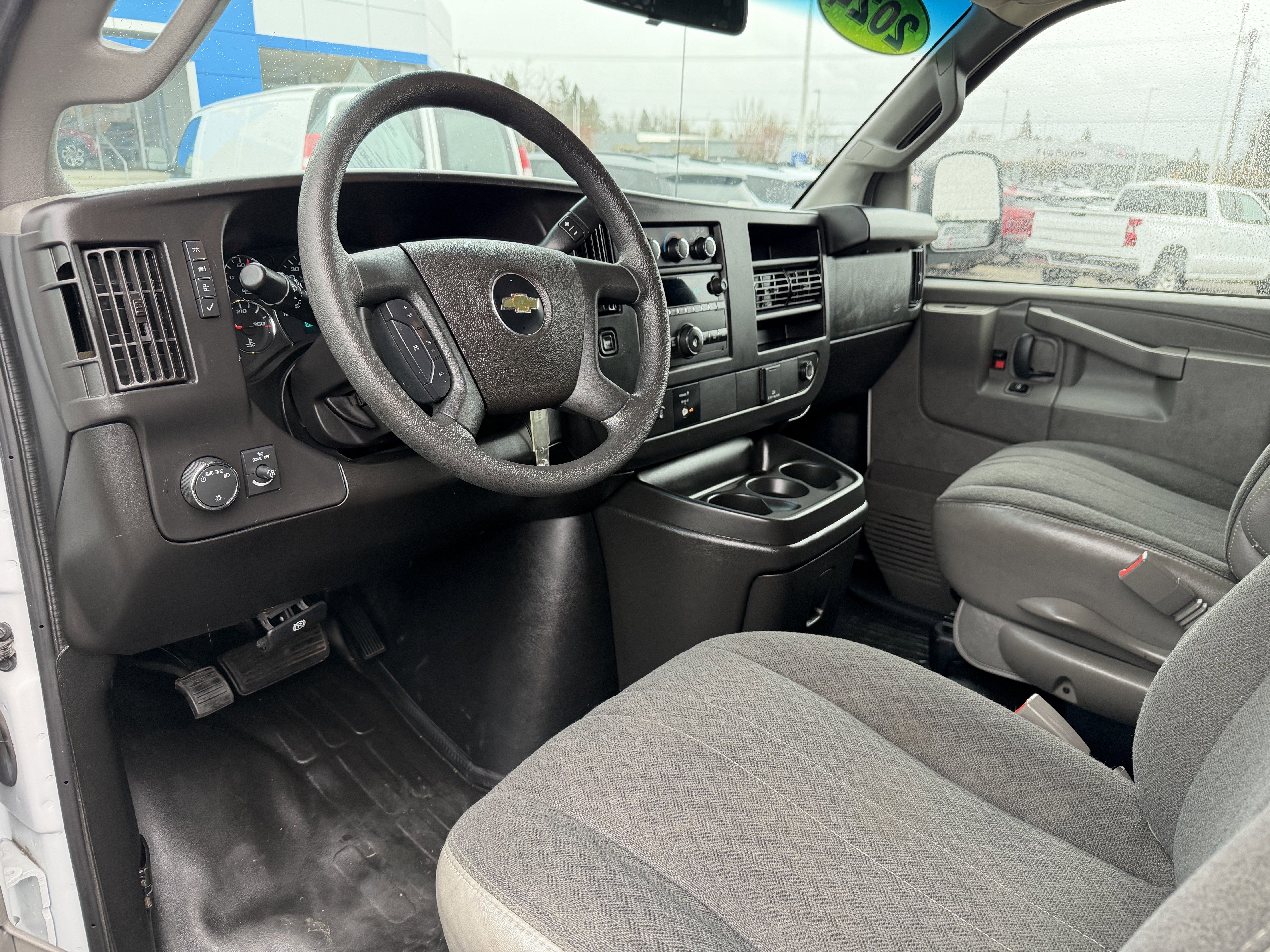 2024 Chevrolet Express Cargo 2500 WT