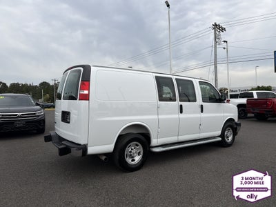 2025 Chevrolet Express Cargo WT