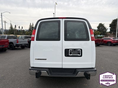 2025 Chevrolet Express Cargo WT