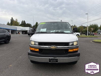 2025 Chevrolet Express Cargo WT