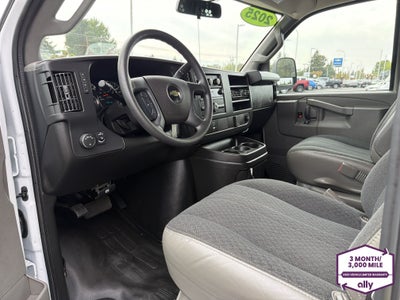 2025 Chevrolet Express Cargo WT
