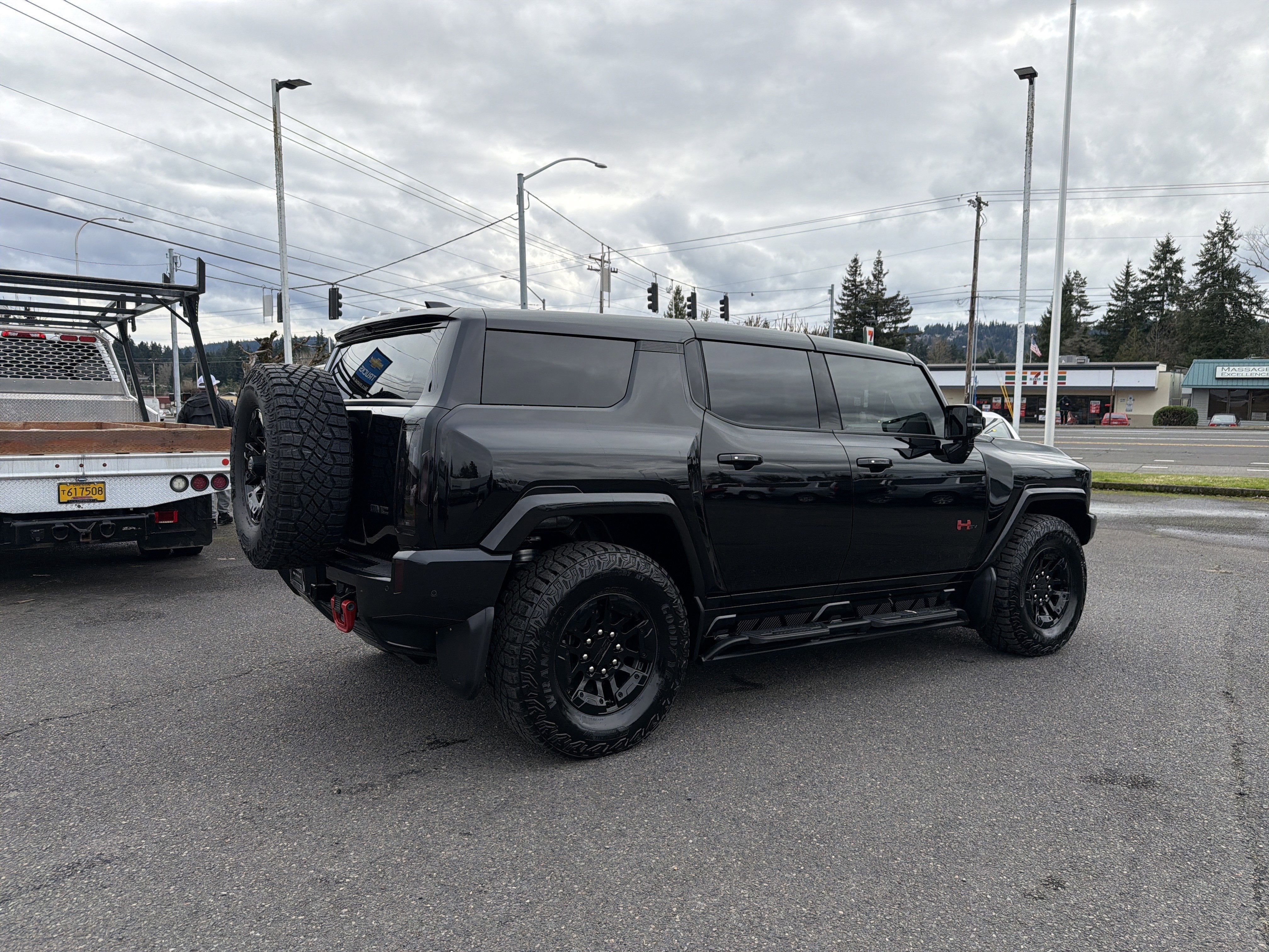 2024 GMC HUMMER EV SUV 2X