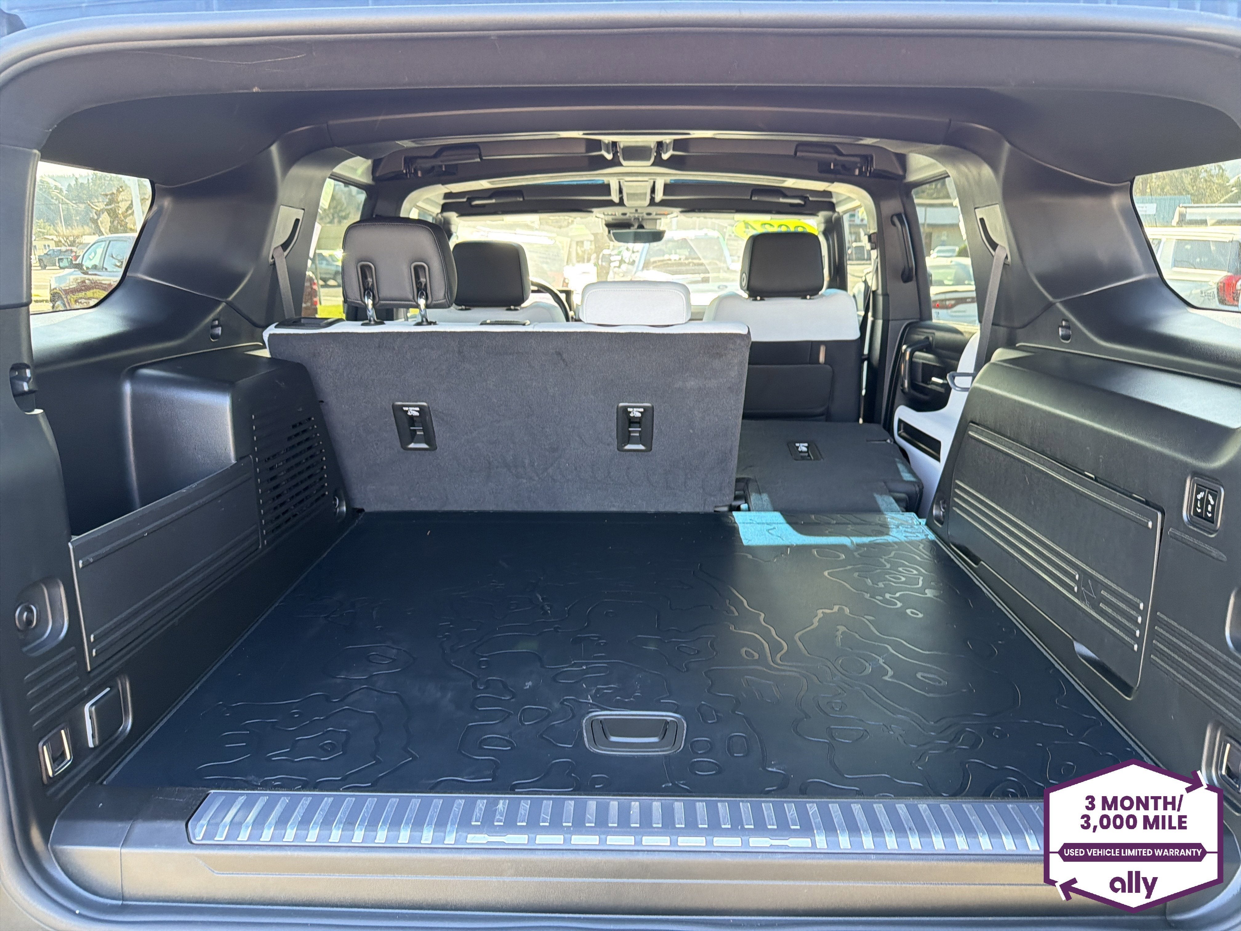 2024 GMC HUMMER EV SUV 2X