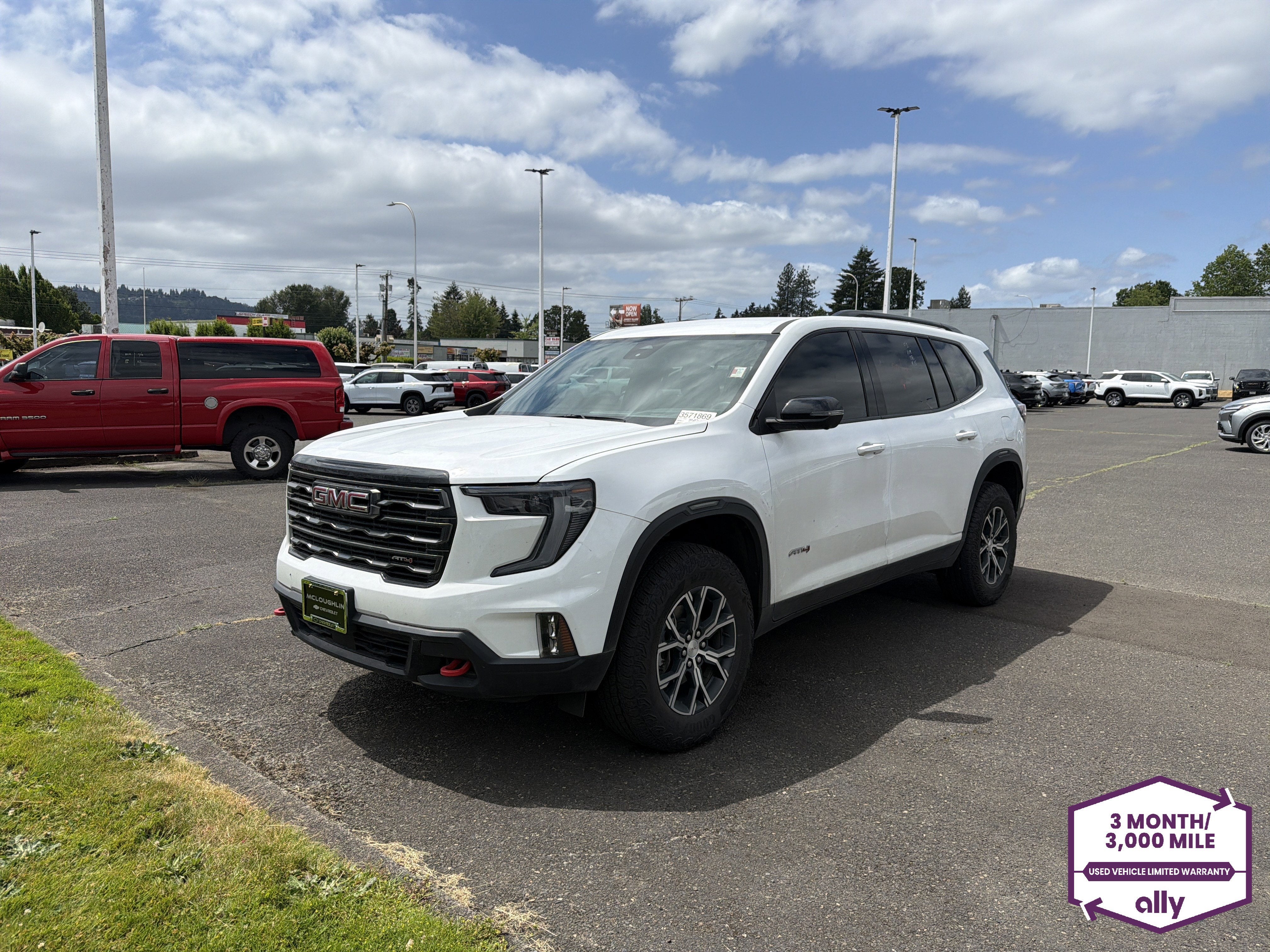 2025 GMC Acadia AT4 AWD's photo