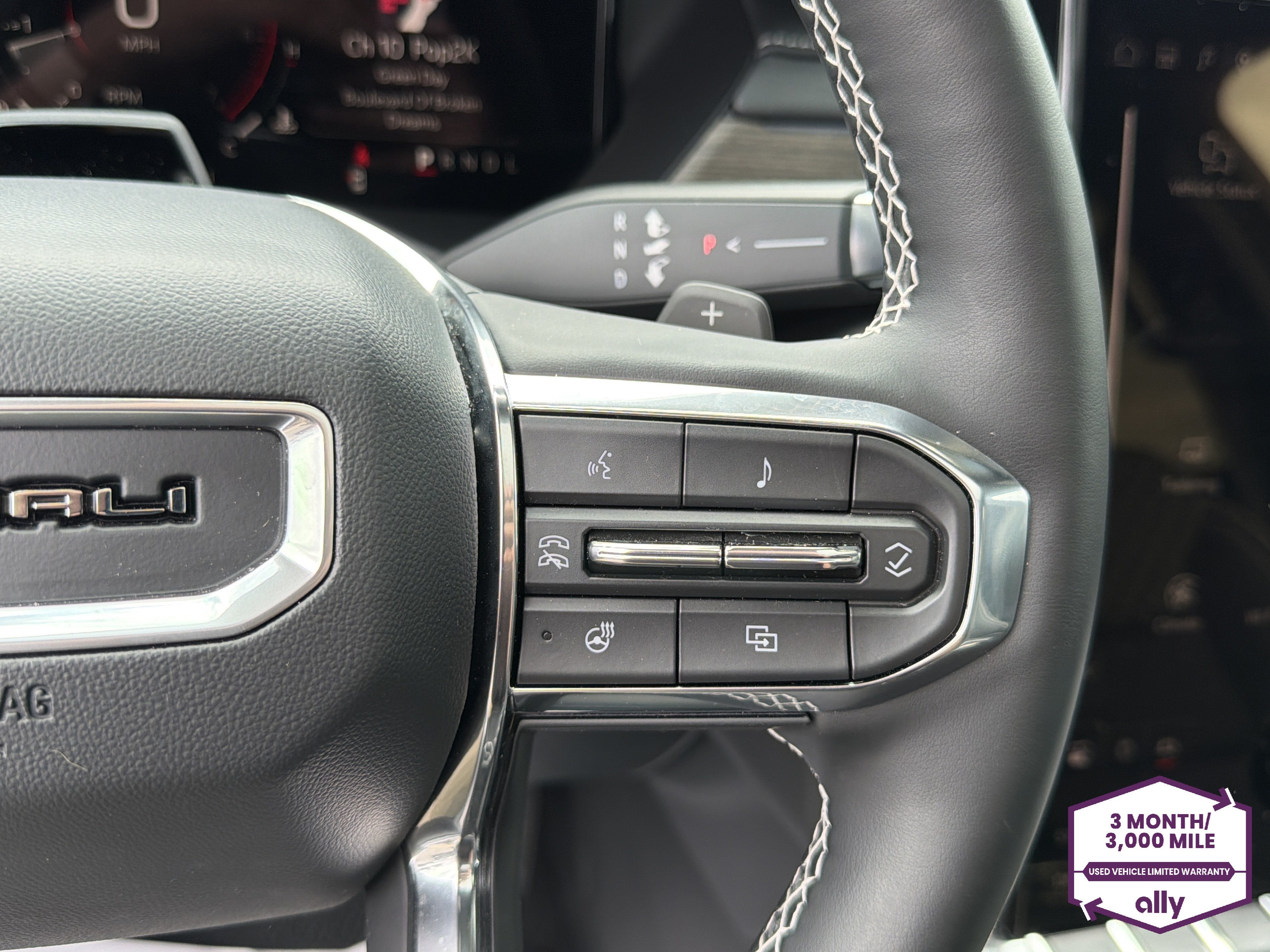 2025 GMC Acadia Denali