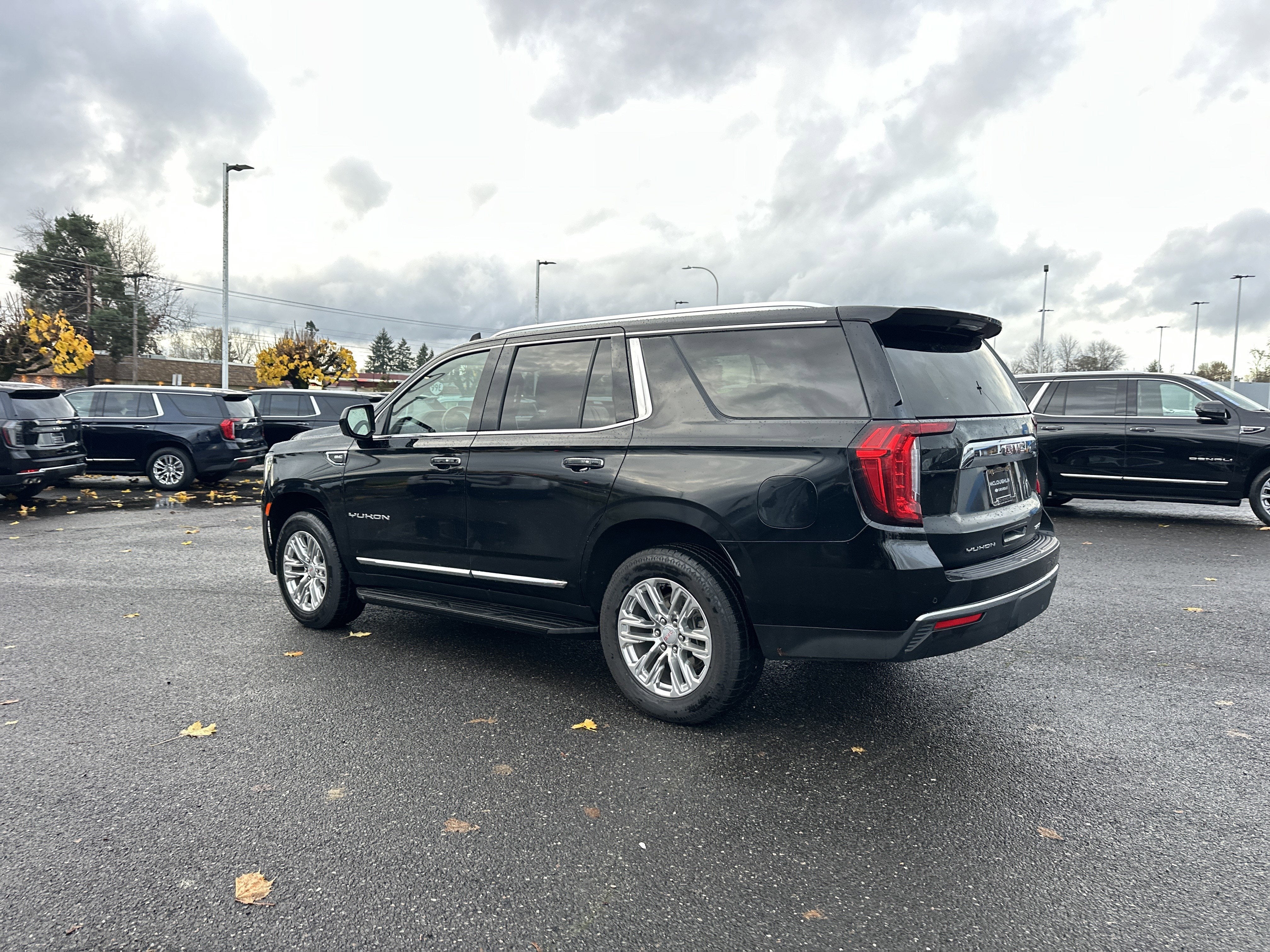 2023 GMC Yukon SLT