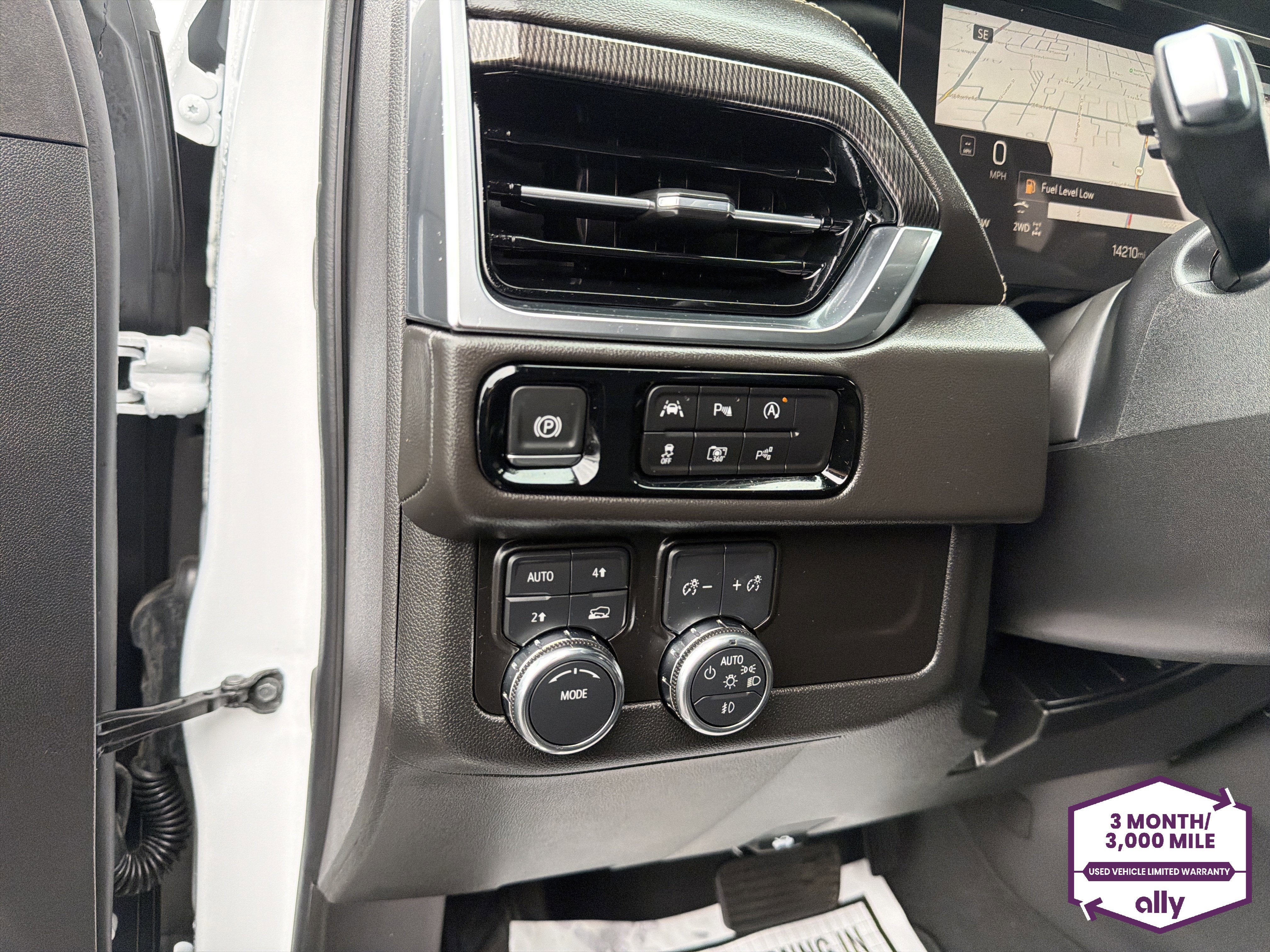 2025 GMC Yukon XL Elevation