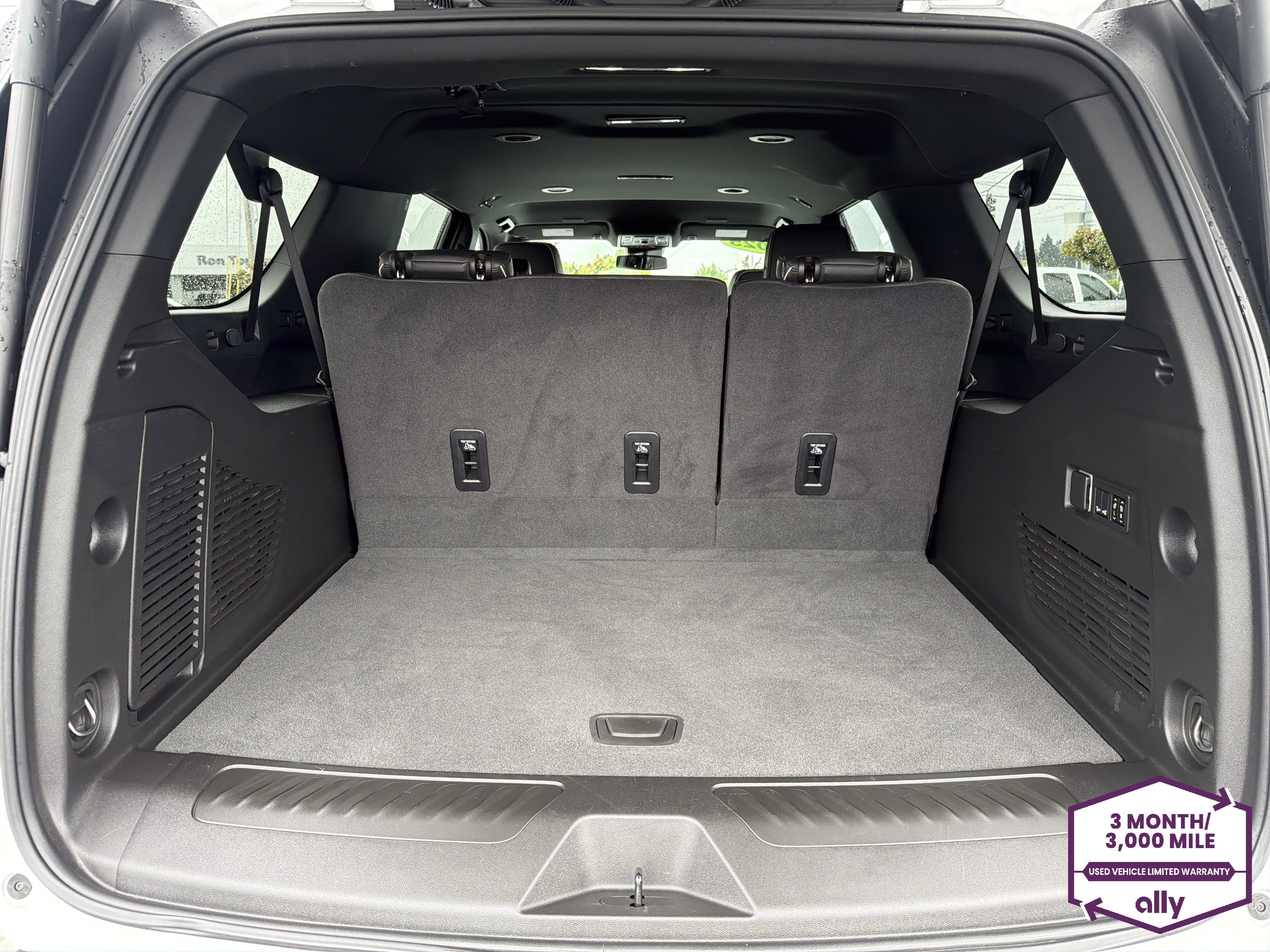 2025 GMC Yukon XL Elevation