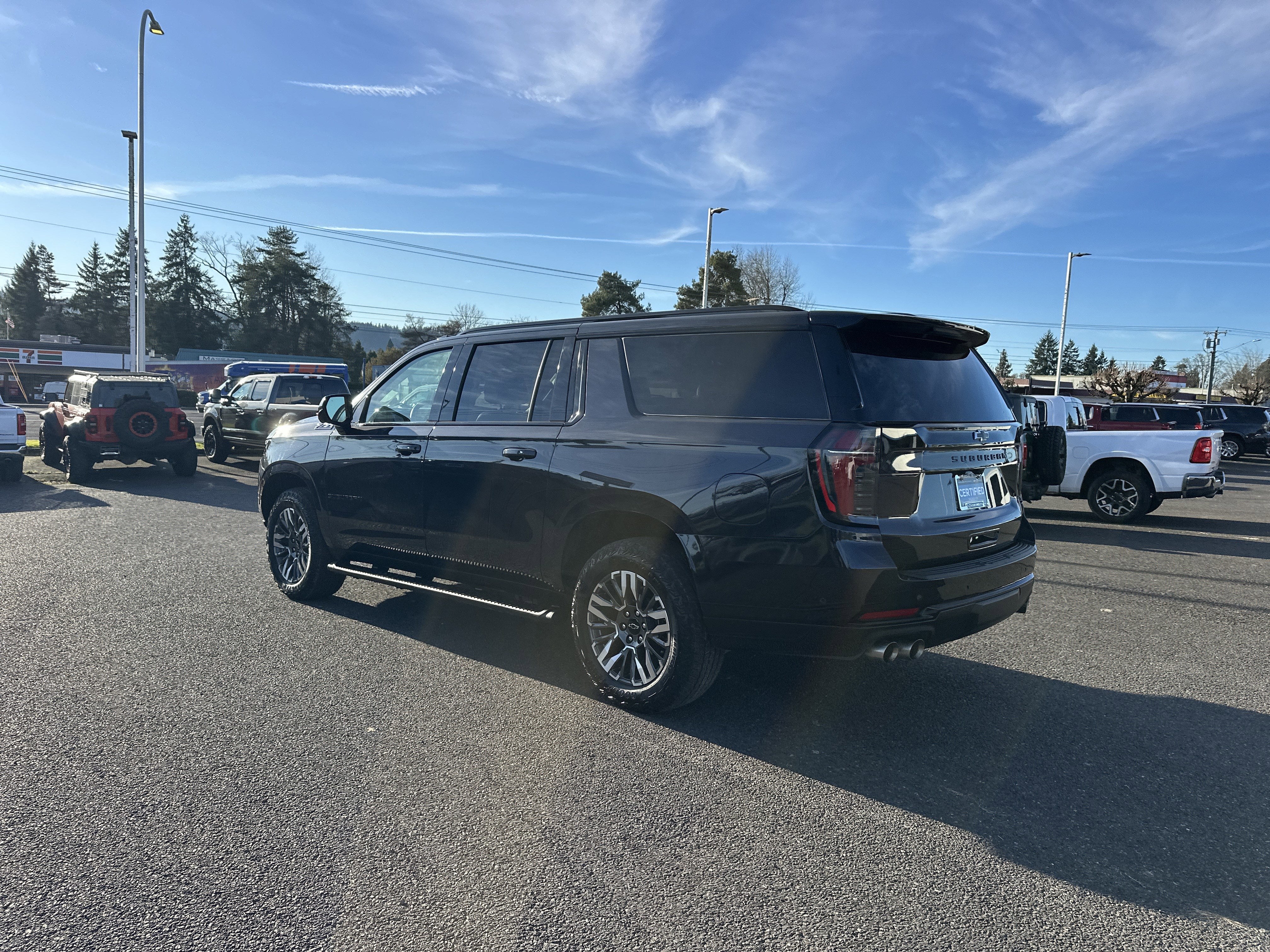 2025 Chevrolet Suburban Z71