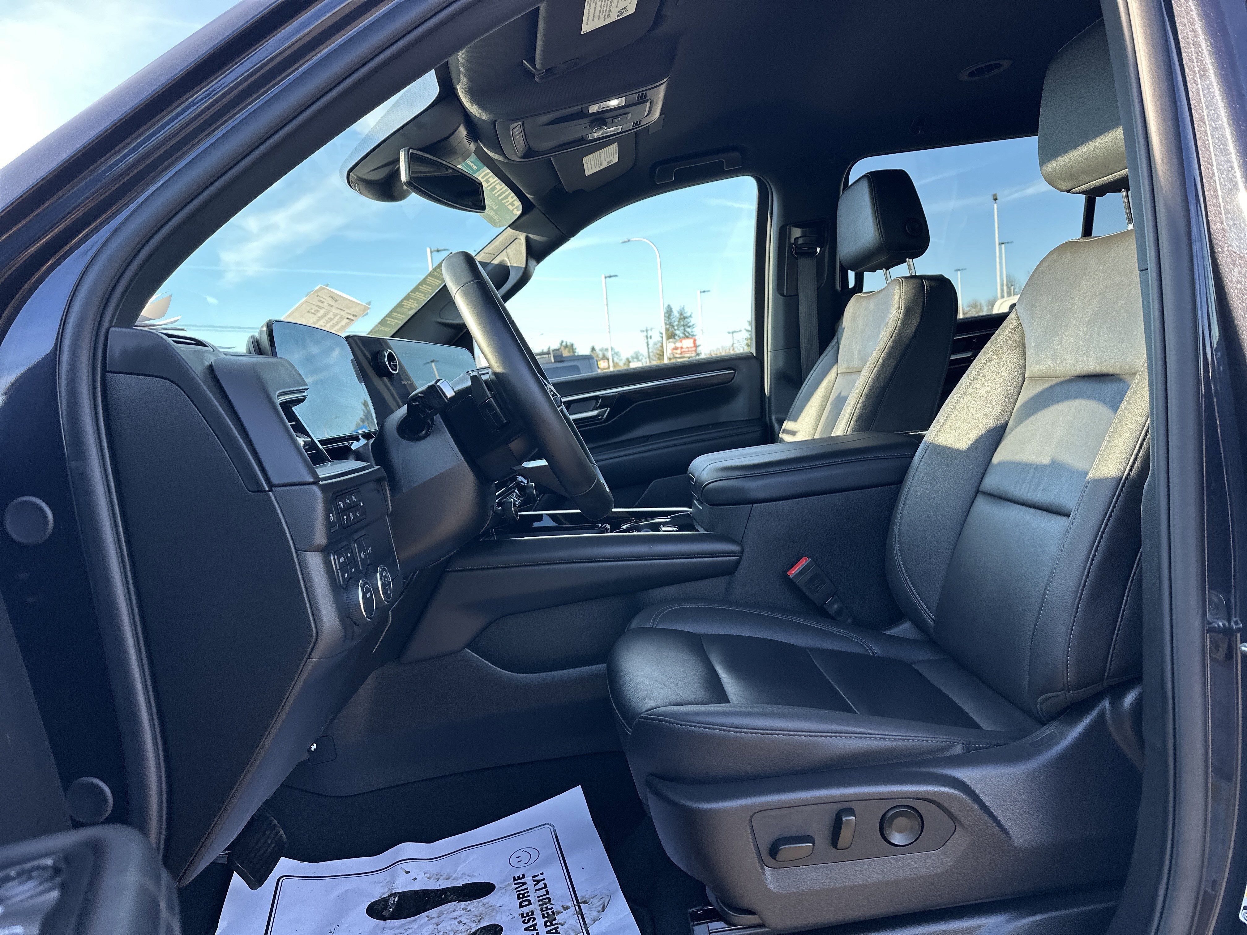 2025 Chevrolet Suburban Z71