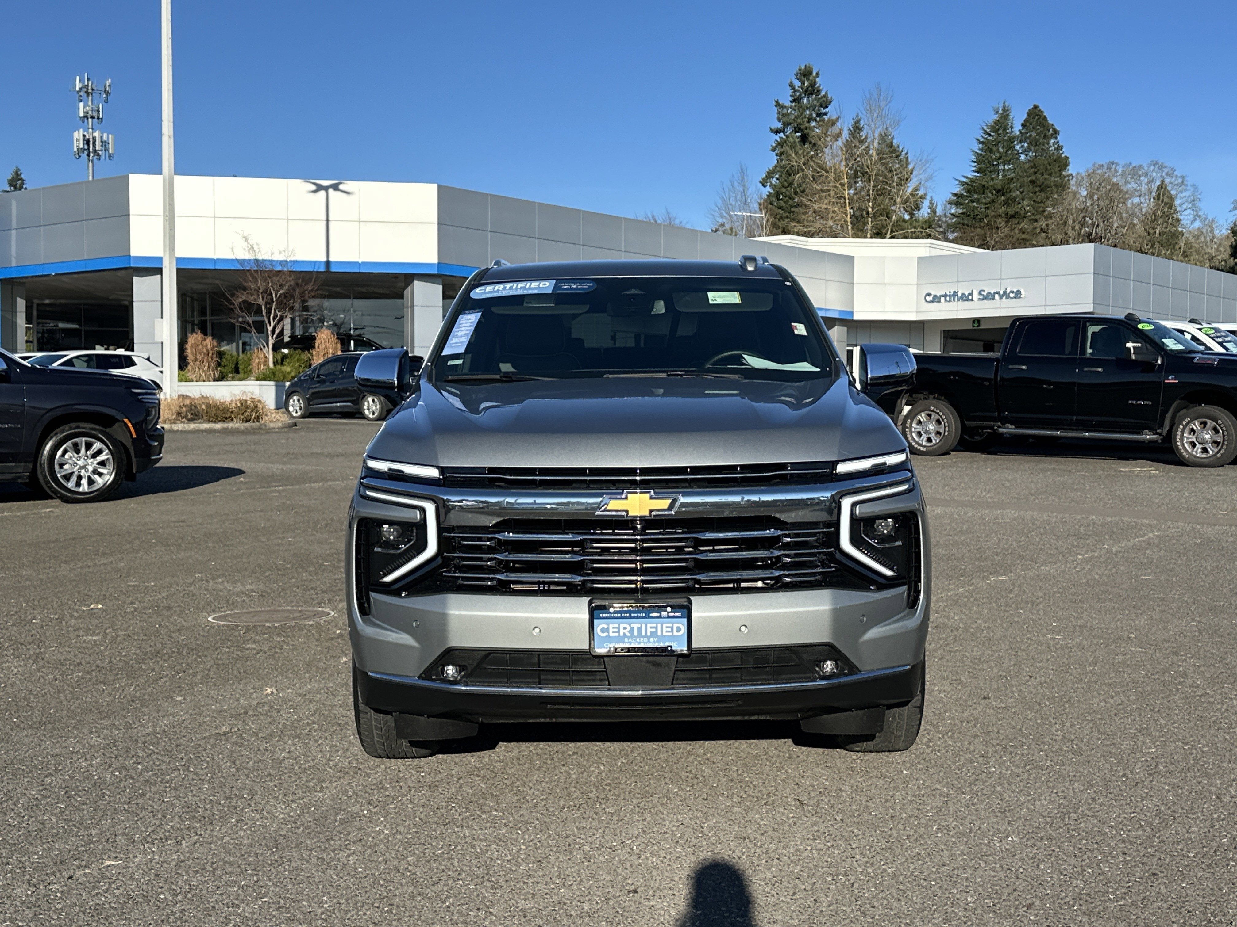 2025 Chevrolet Suburban Premier