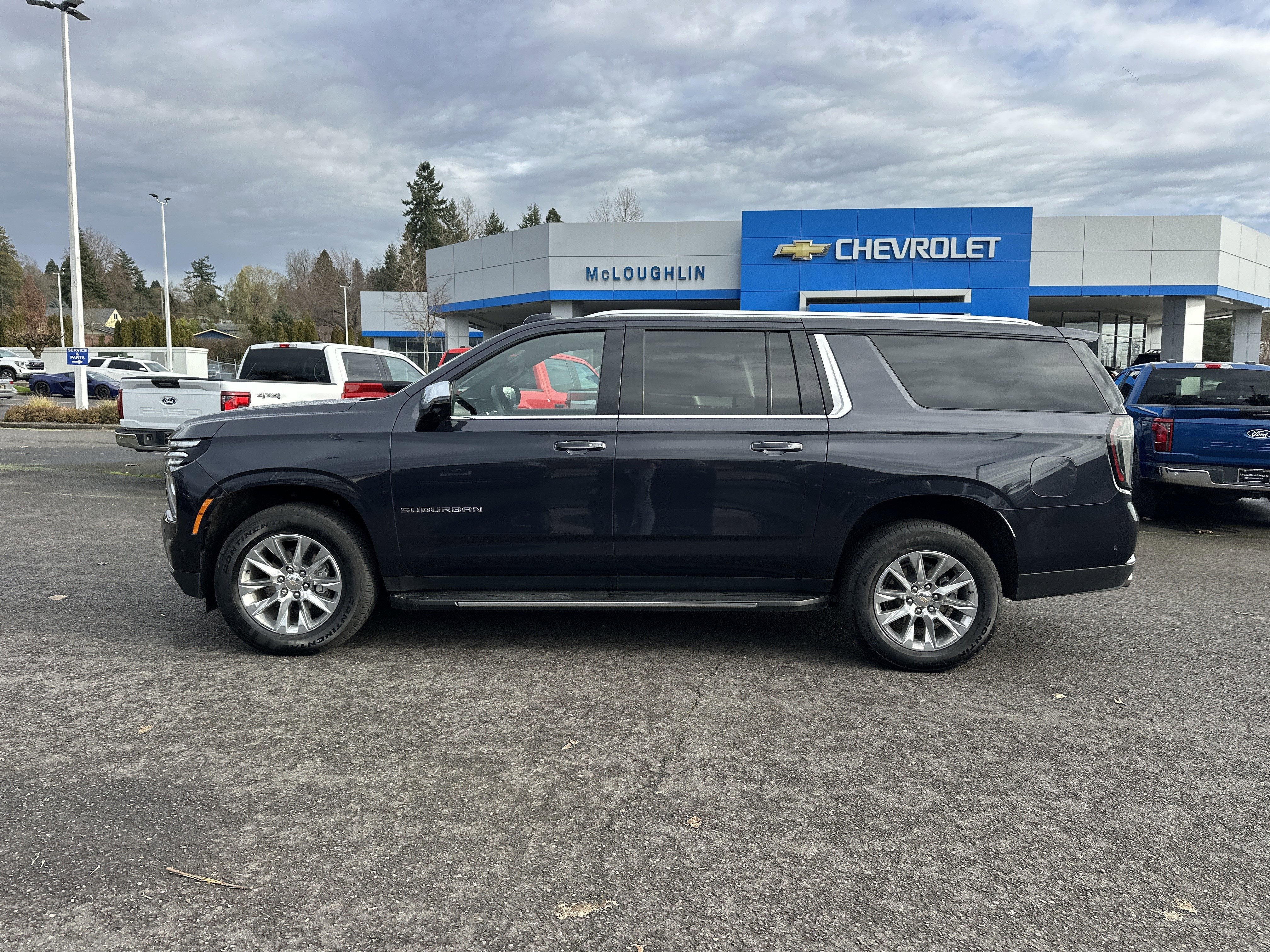 2025 Chevrolet Suburban Premier
