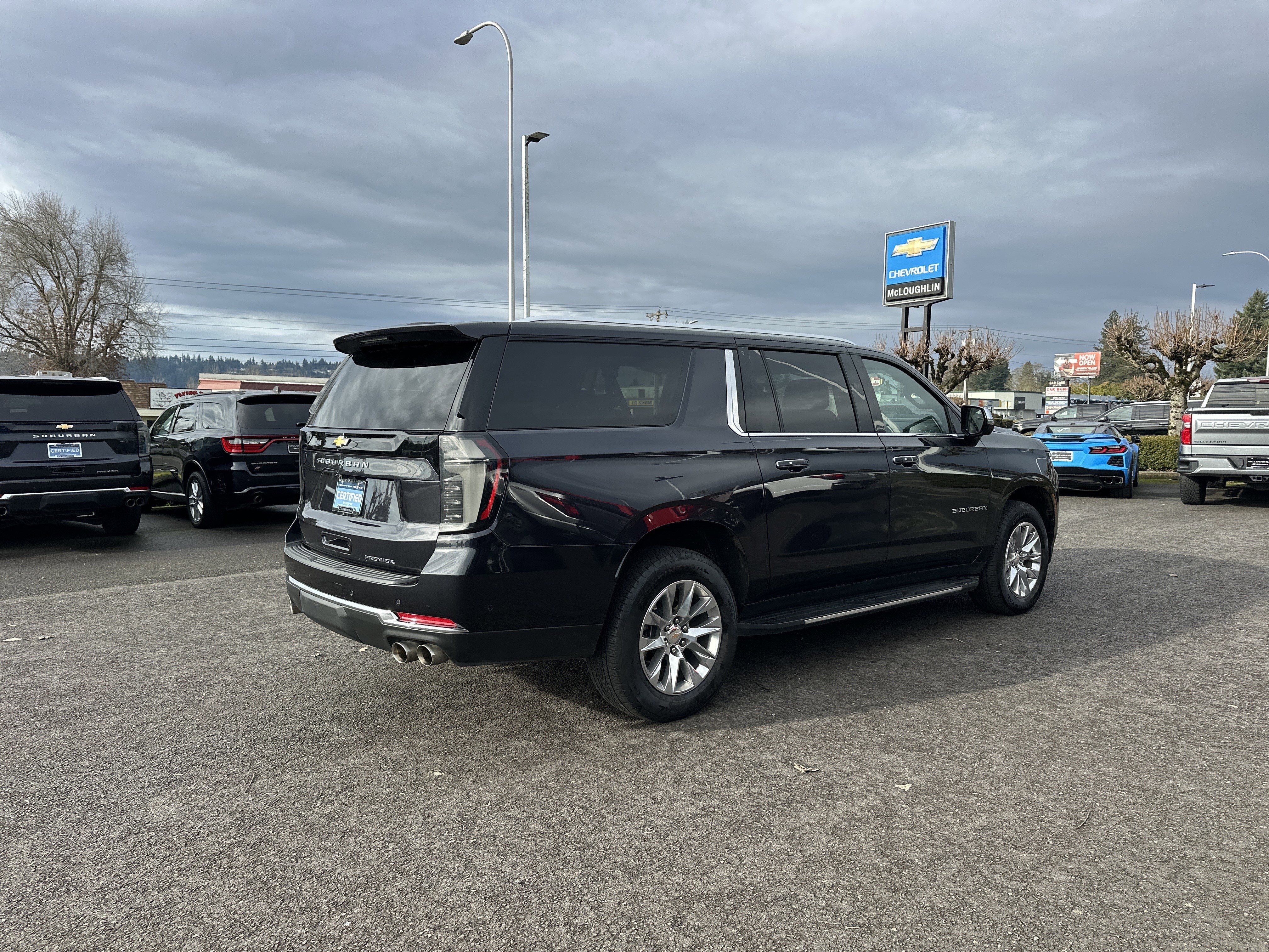 2025 Chevrolet Suburban Premier
