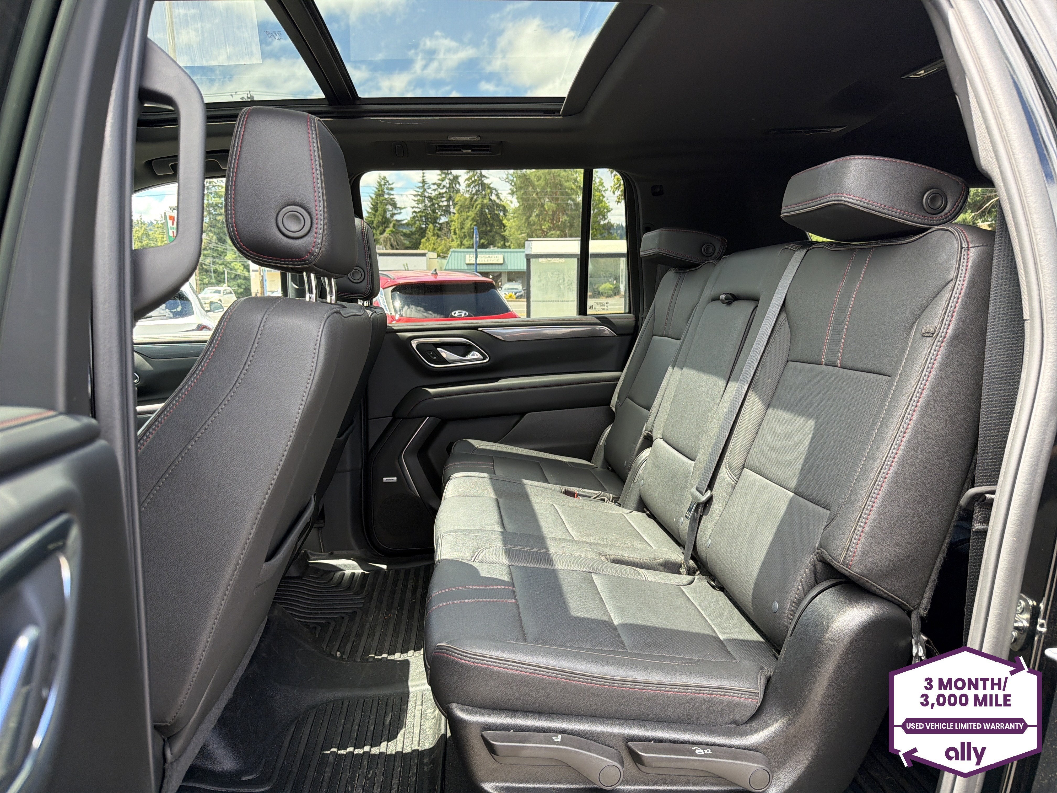 2024 Chevrolet Suburban RST