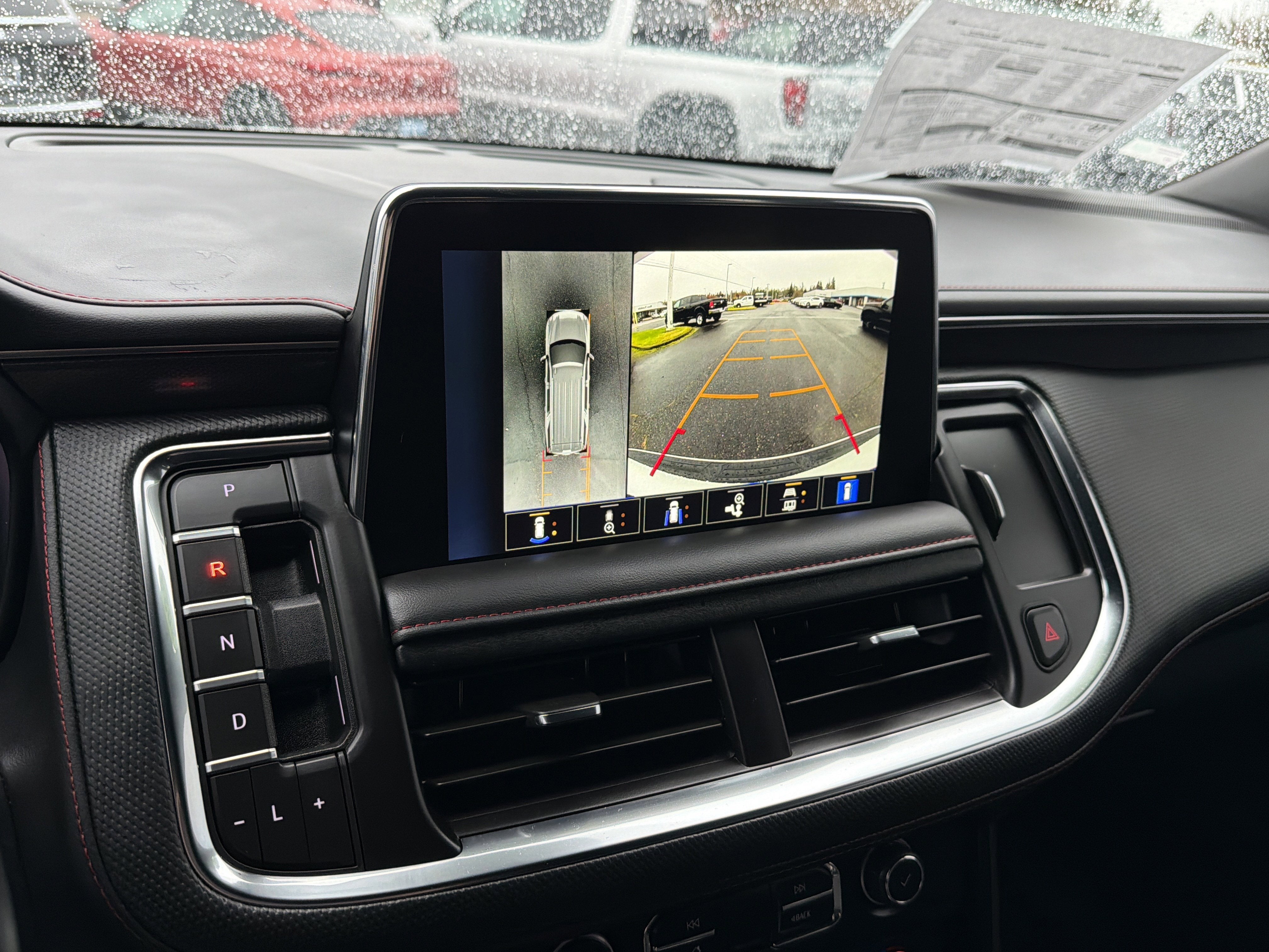 2024 Chevrolet Suburban RST