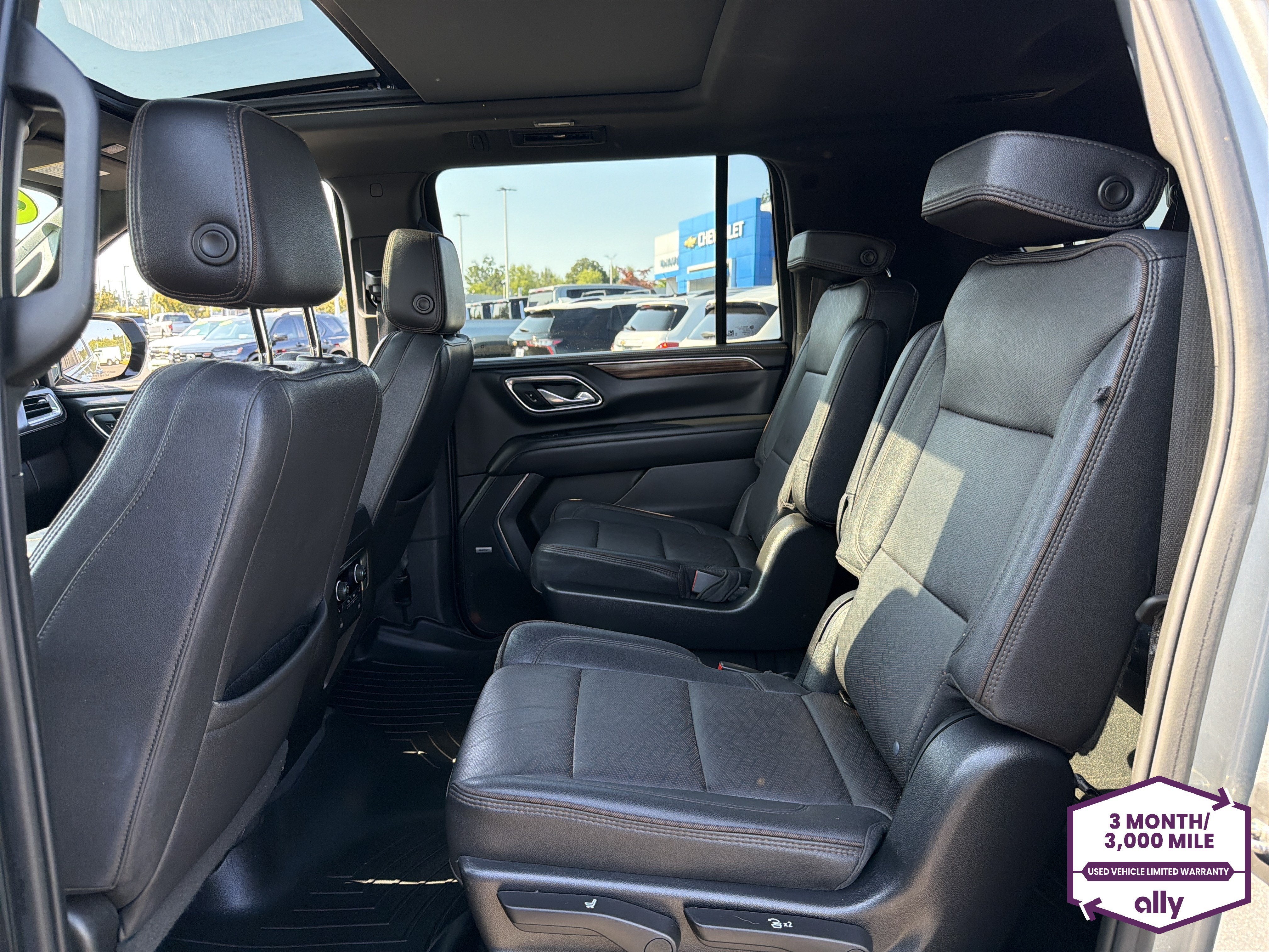 2023 Chevrolet Suburban High Country
