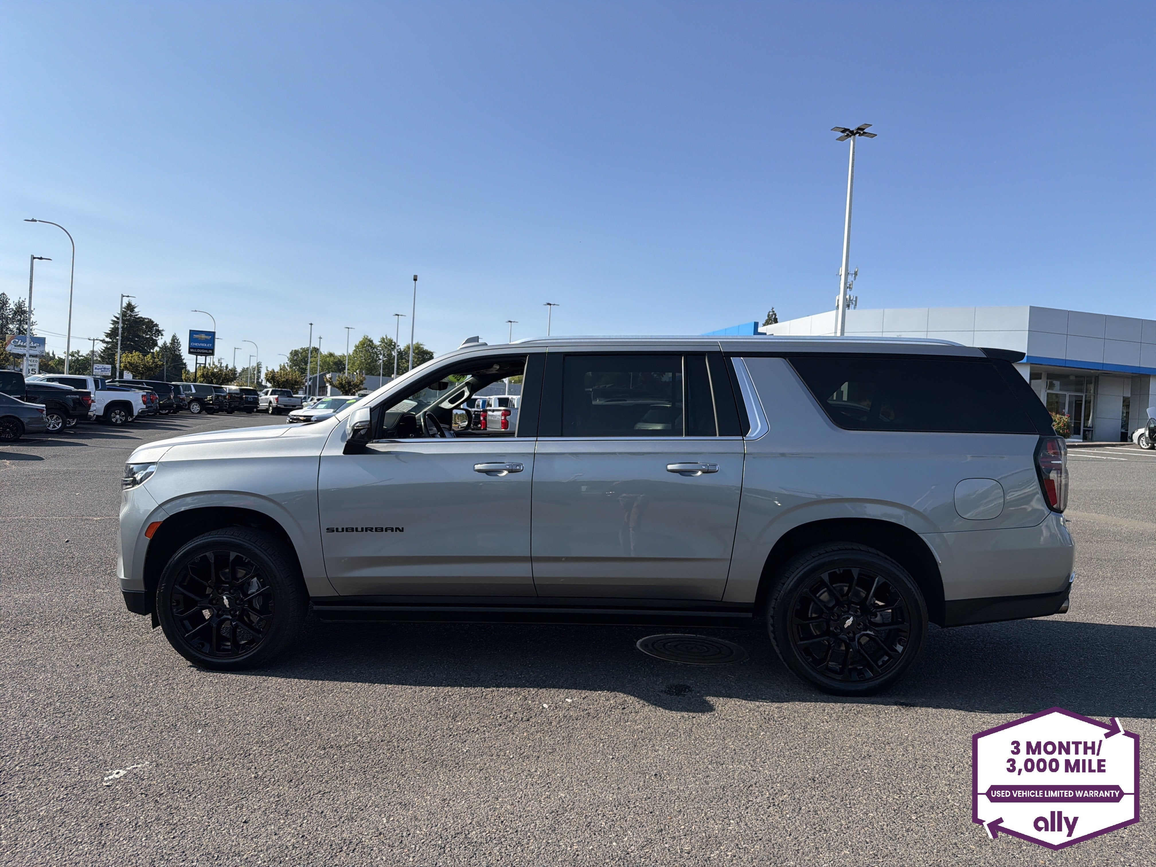 2023 Chevrolet Suburban High Country