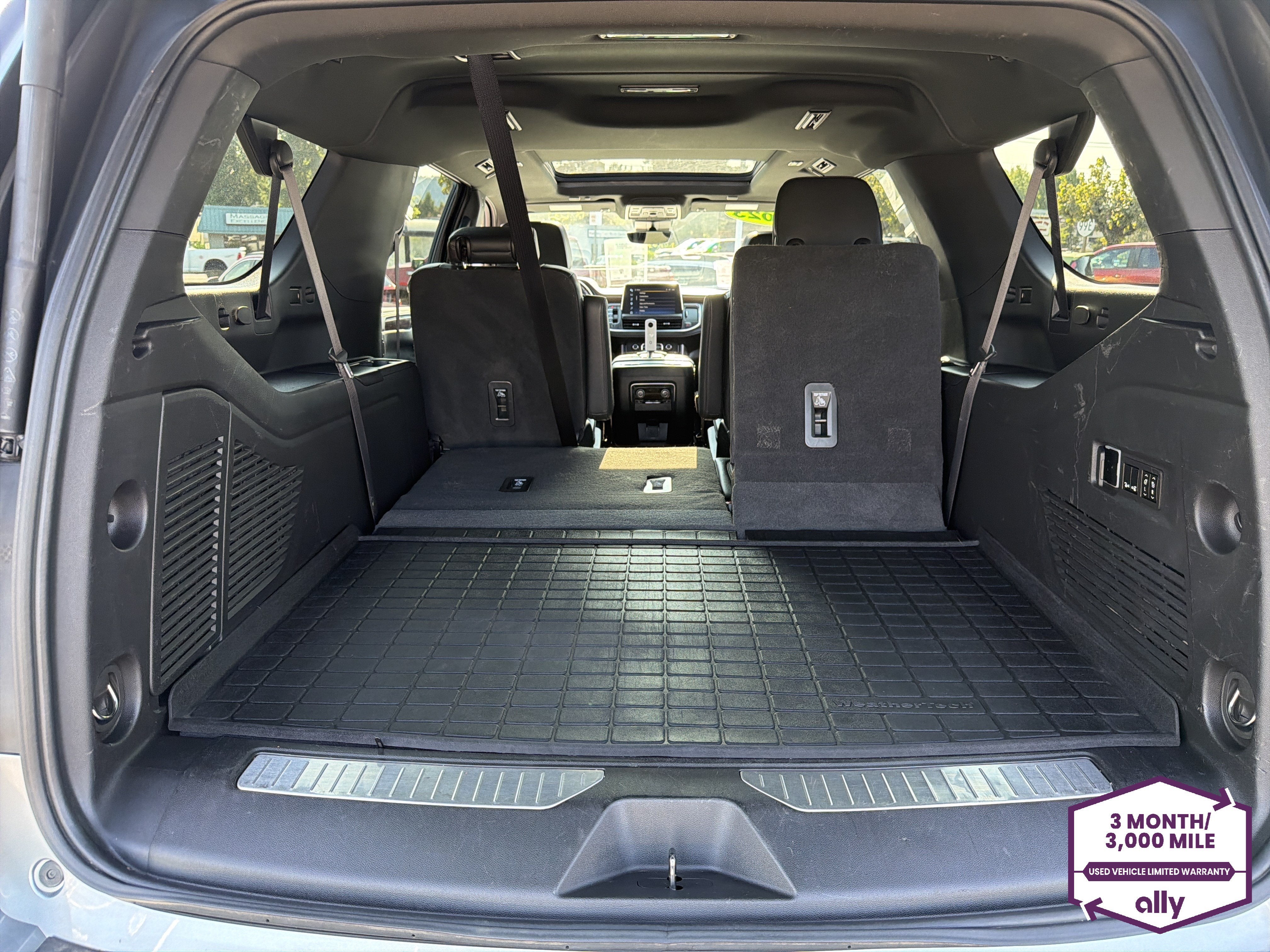2023 Chevrolet Suburban High Country