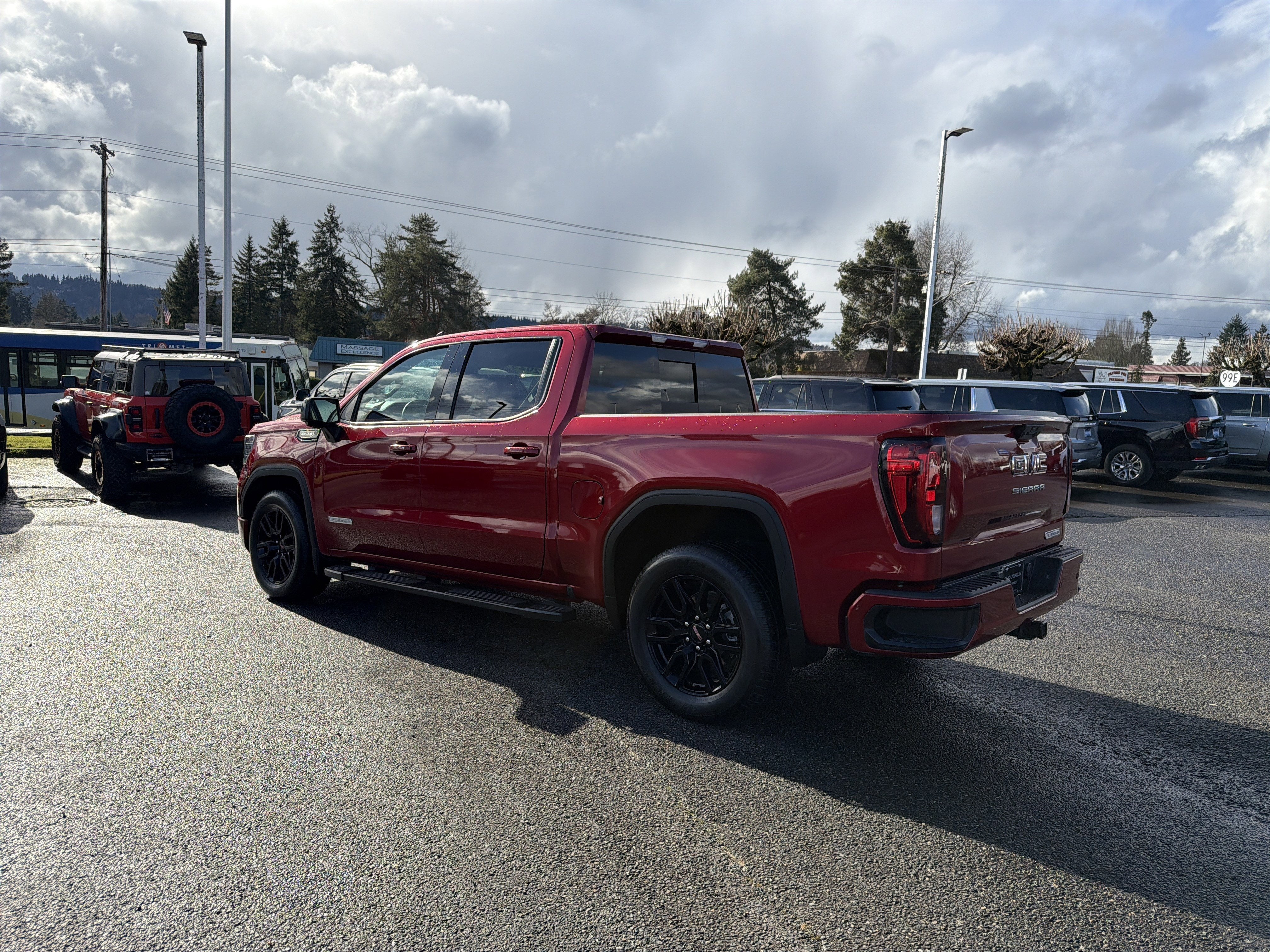 2023 GMC Sierra 1500 Elevation