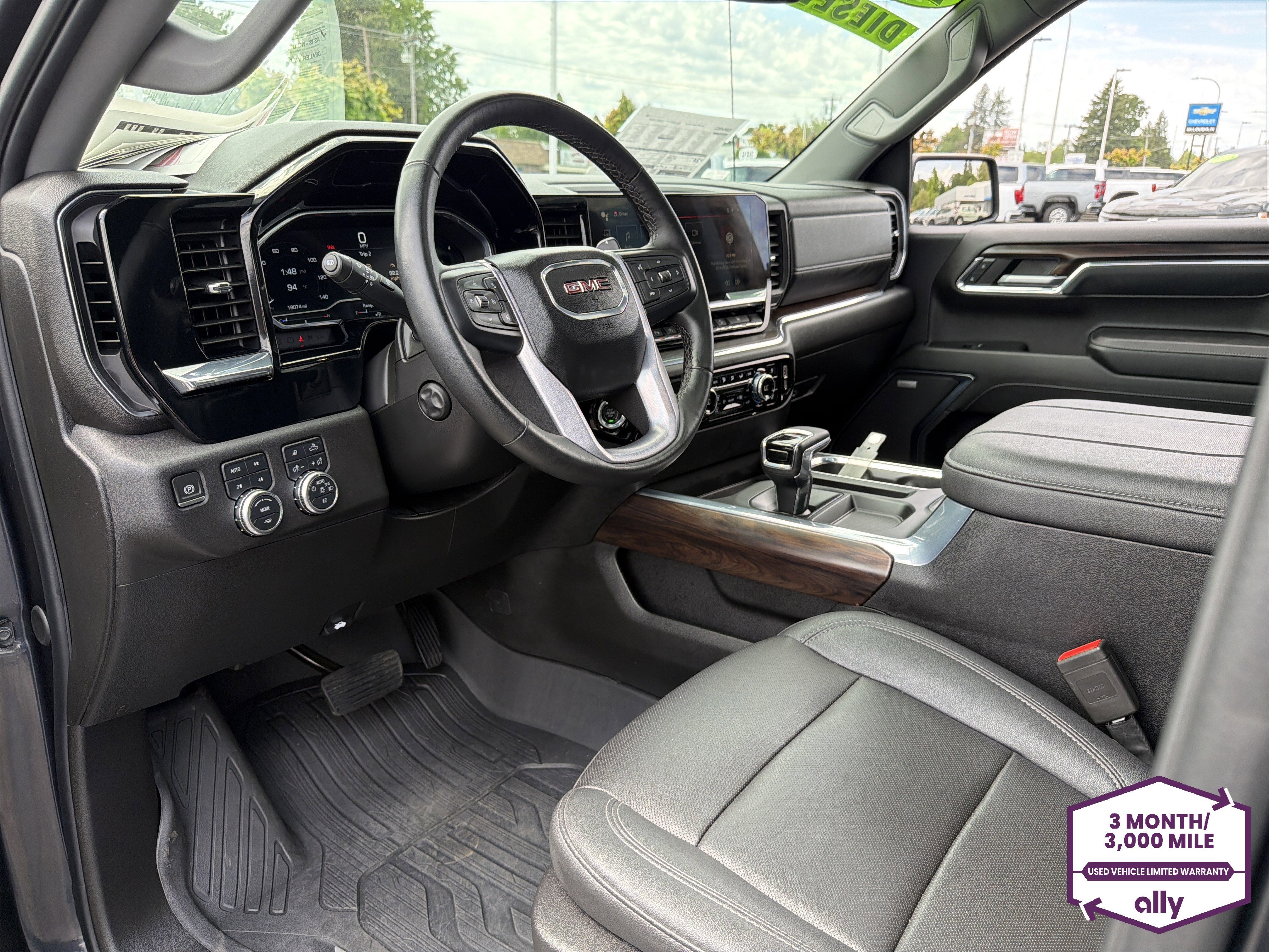 2024 GMC Sierra 1500 SLT