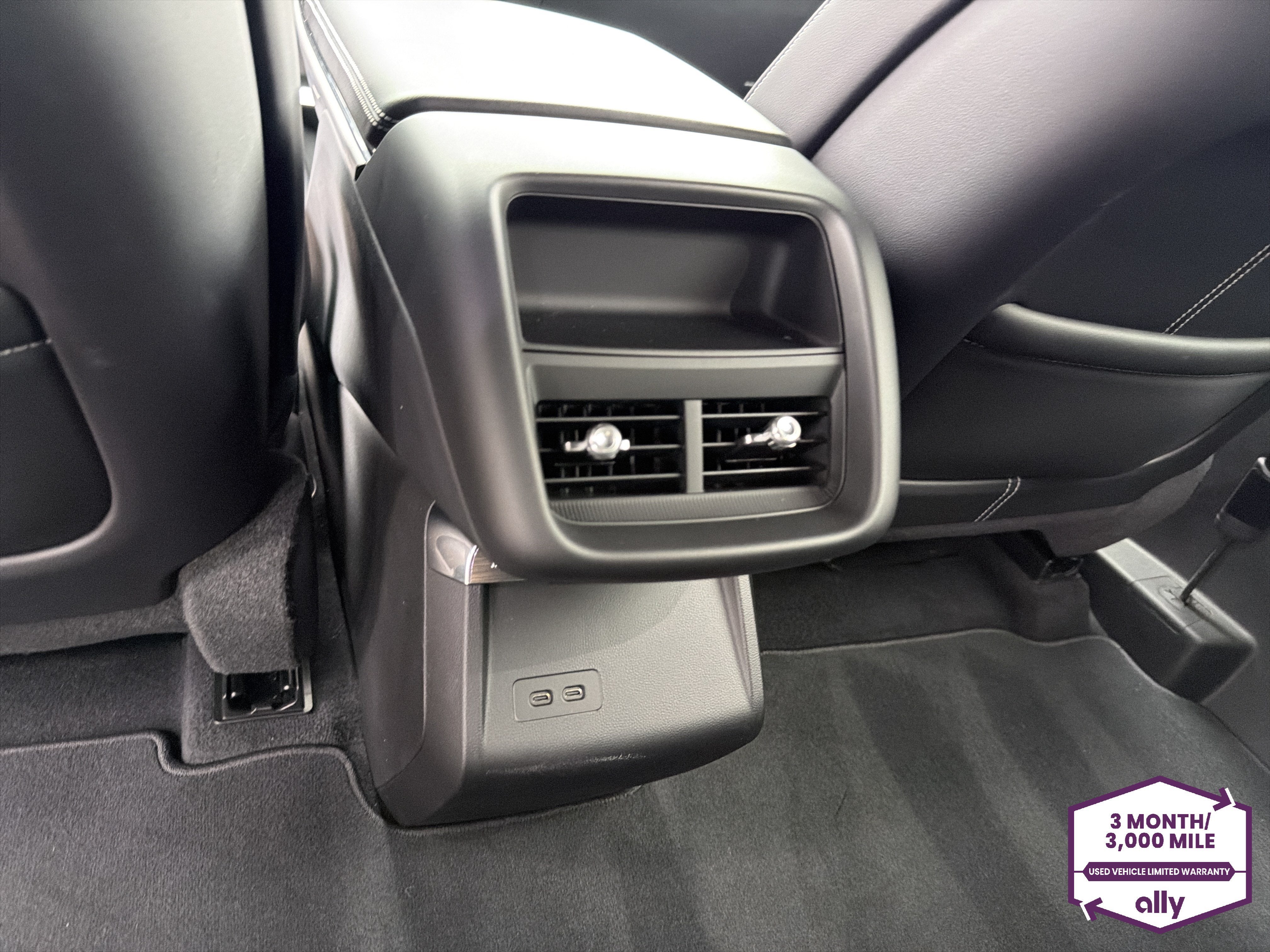 2025 Cadillac LYRIQ Luxury 1