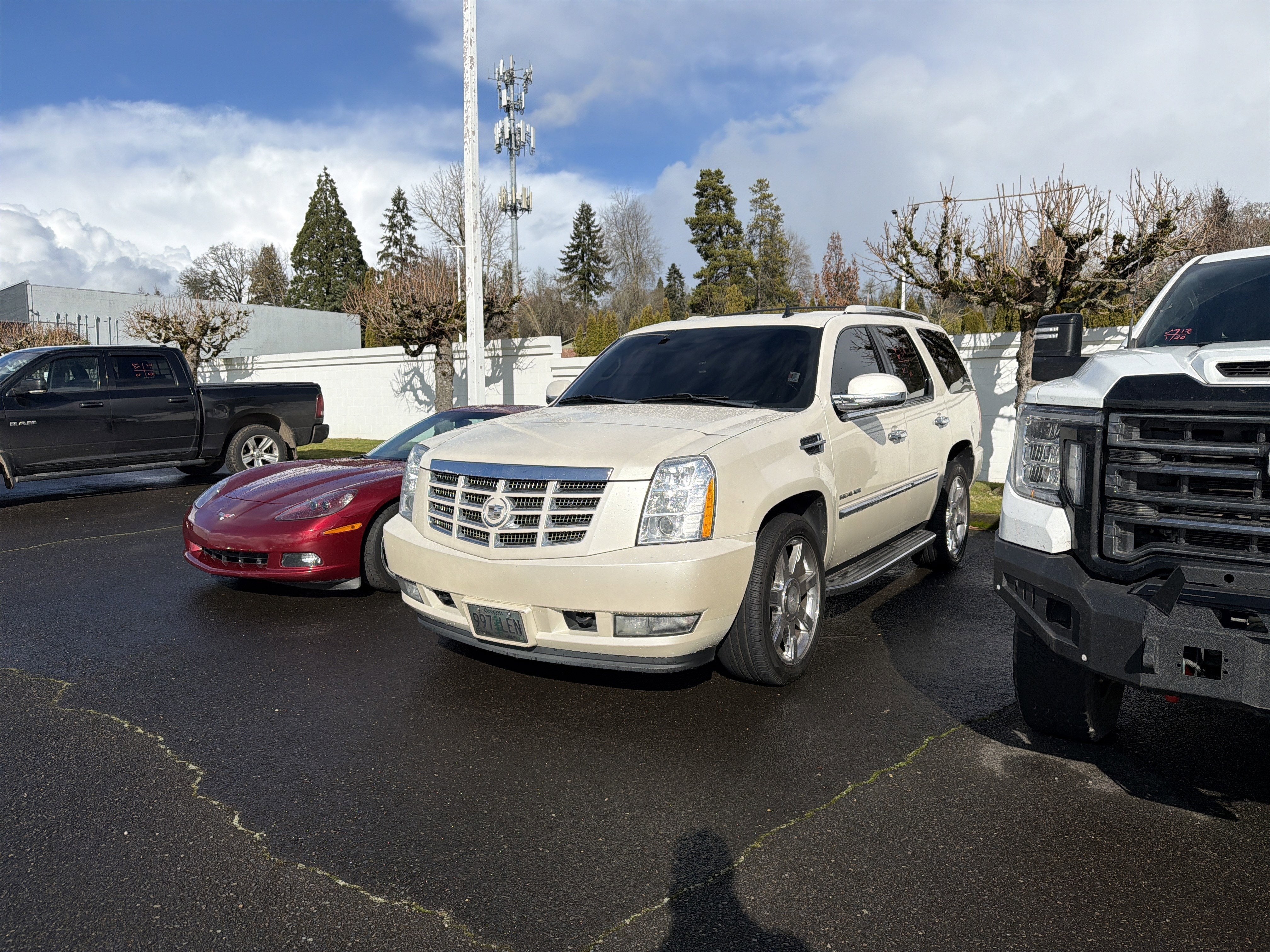 2011 Cadillac Escalade Luxury