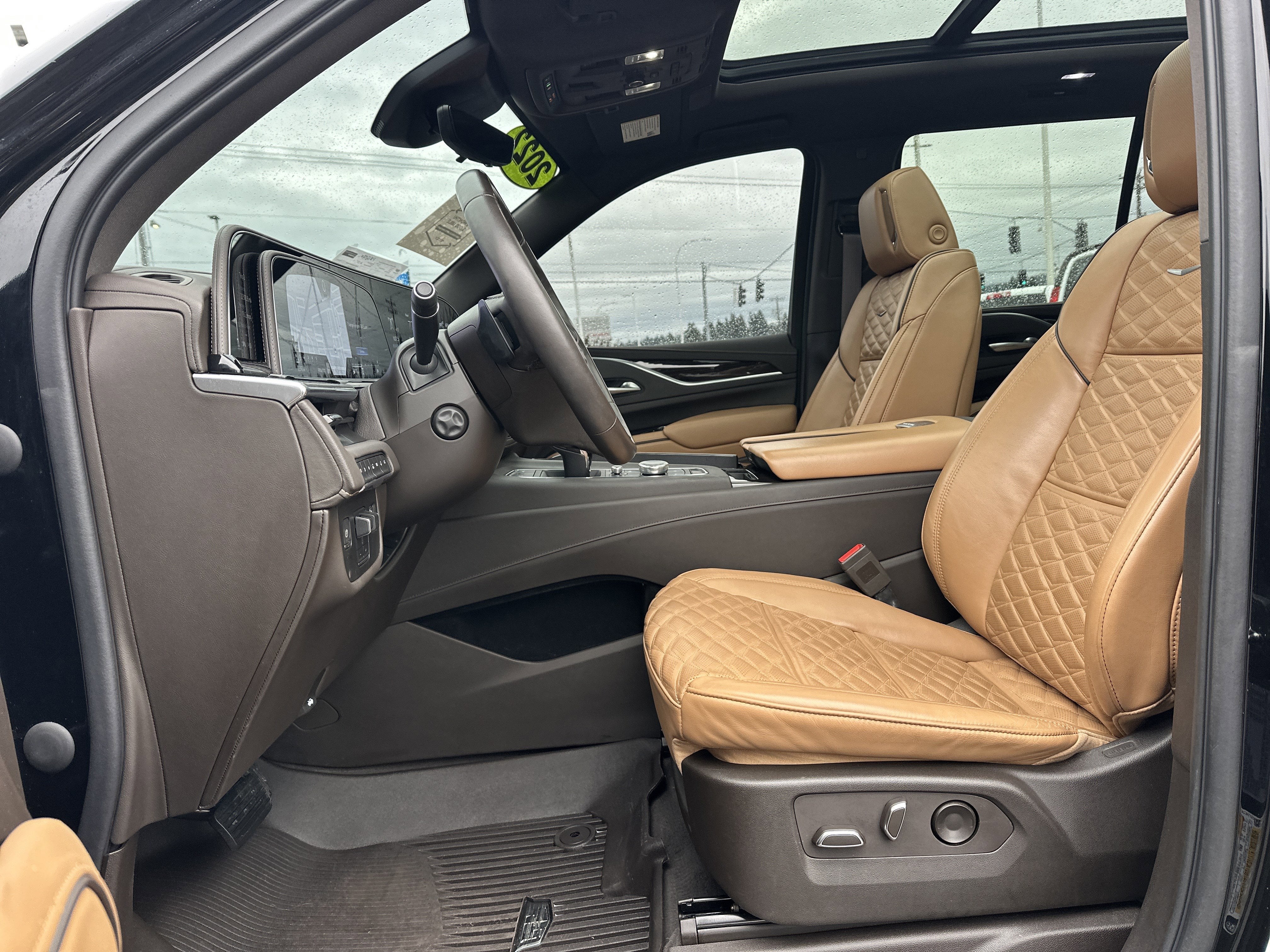 2022 Cadillac Escalade Premium Luxury