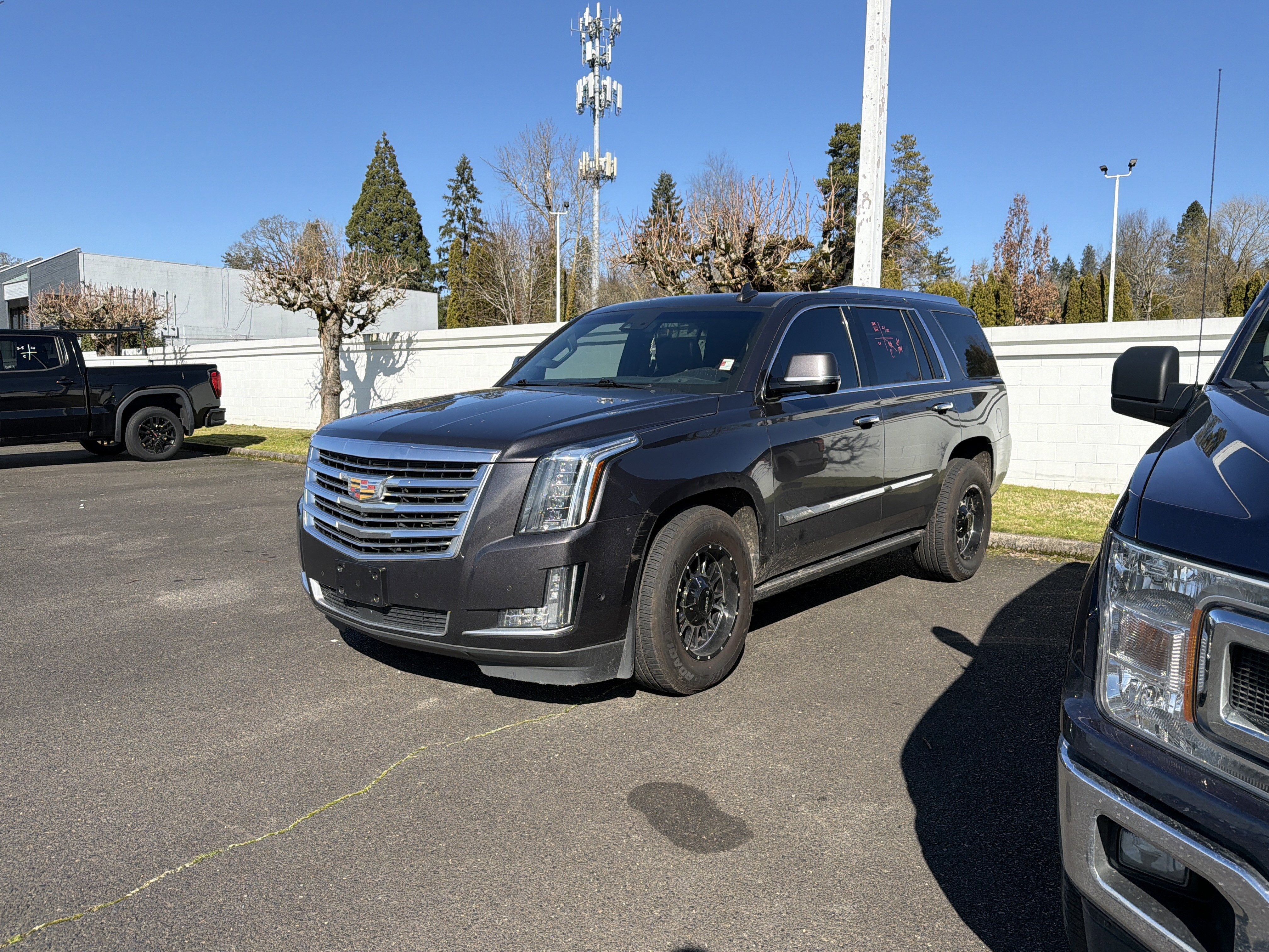 2017 Cadillac Escalade Platinum