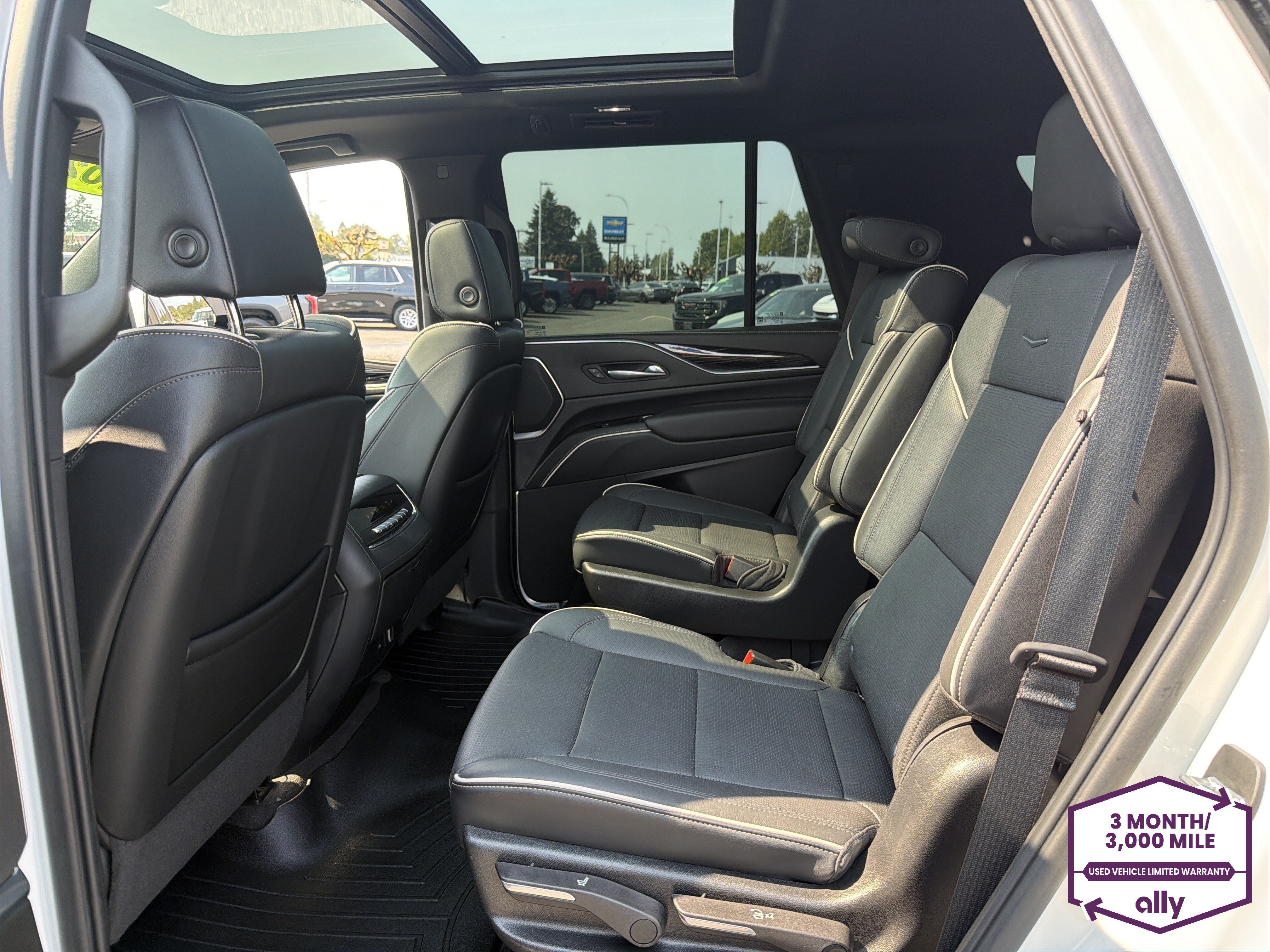 2022 Cadillac Escalade Sport