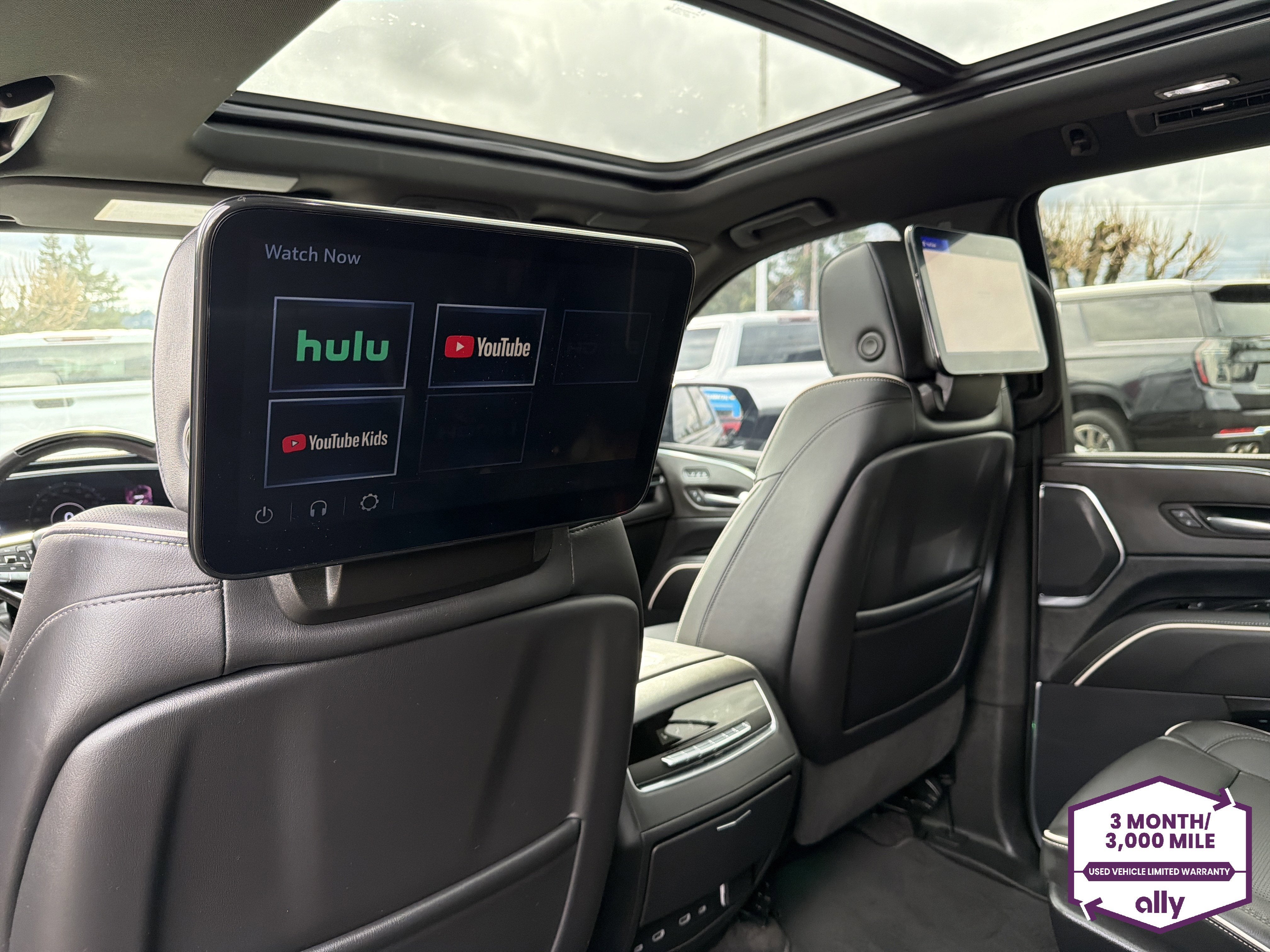 2024 Cadillac Escalade Sport