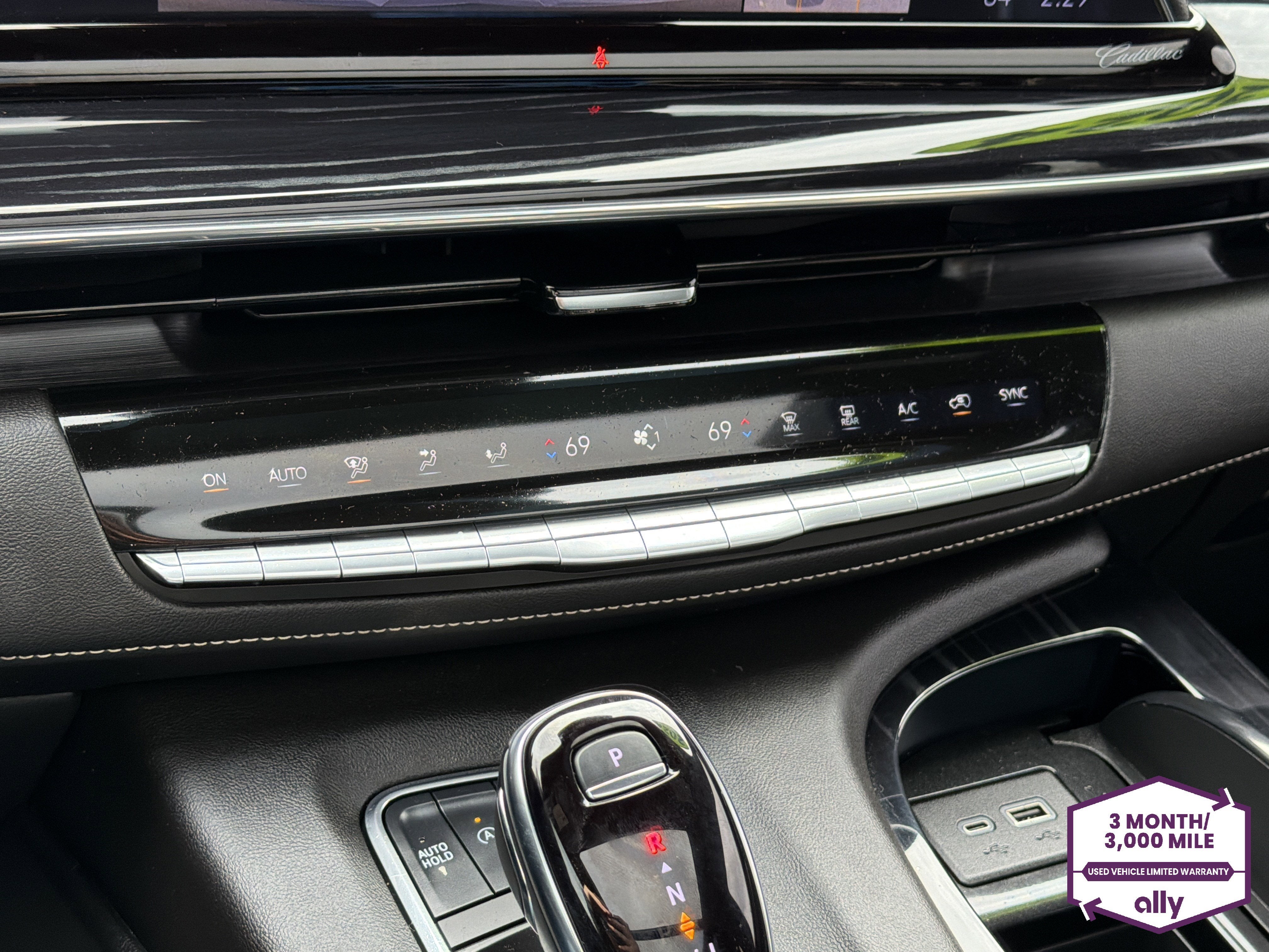 2024 Cadillac Escalade Sport