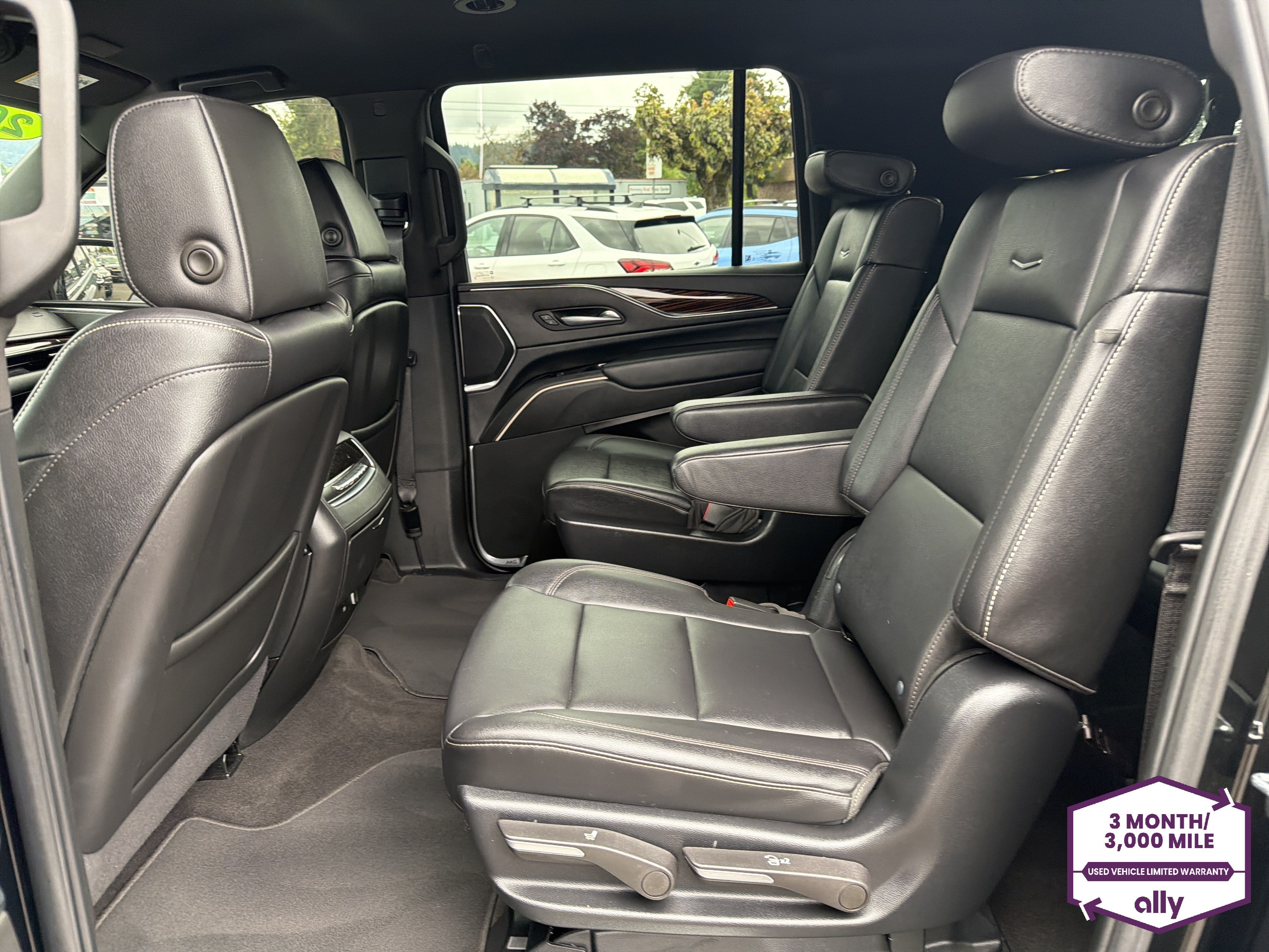 2024 Cadillac Escalade ESV Luxury