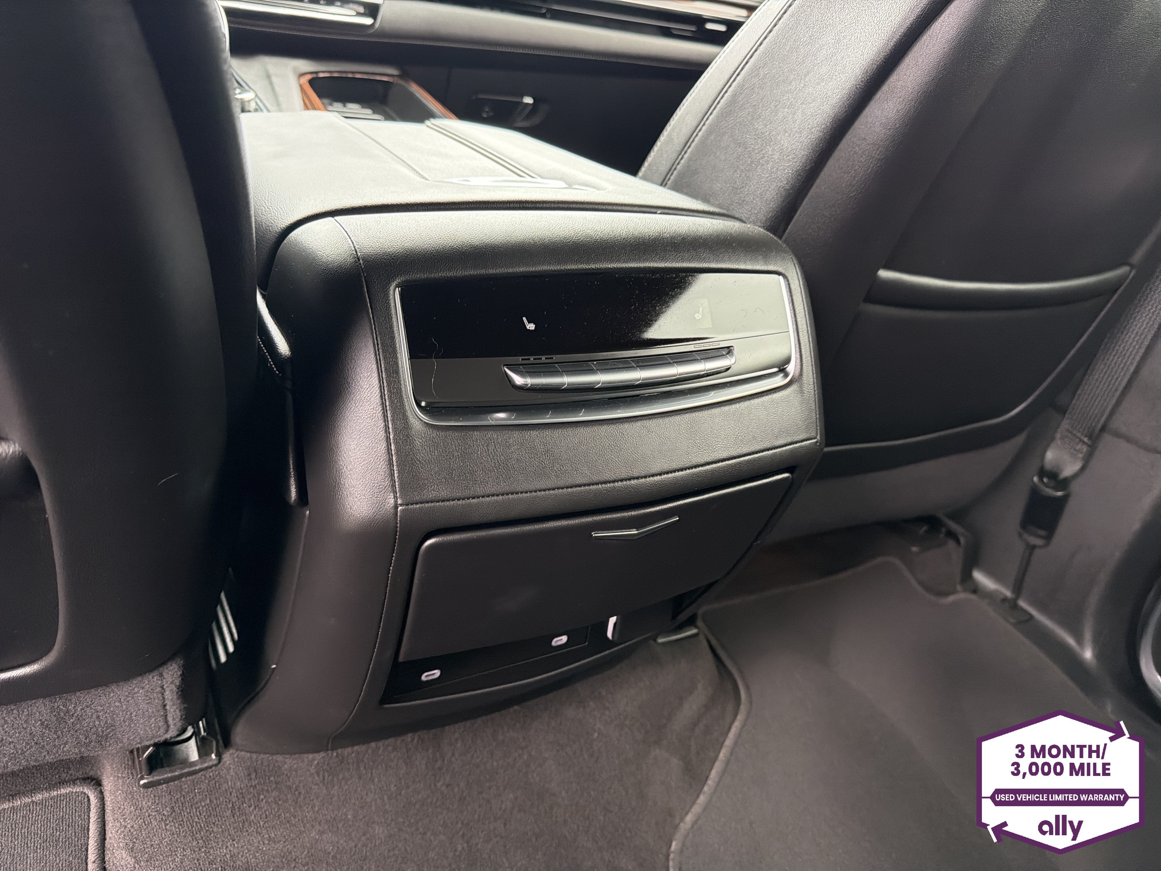 2024 Cadillac Escalade ESV Luxury